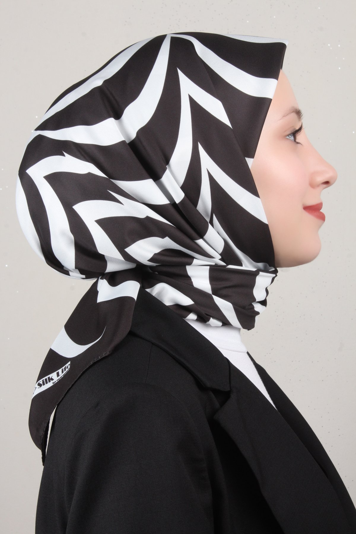 Silk Life Lotus Eşarp 4122-7 Siyah