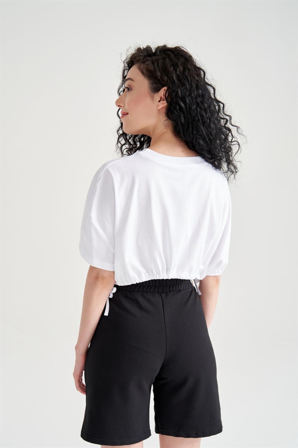 Kadın Beli Büzgülü Crop T-shirt Beyaz