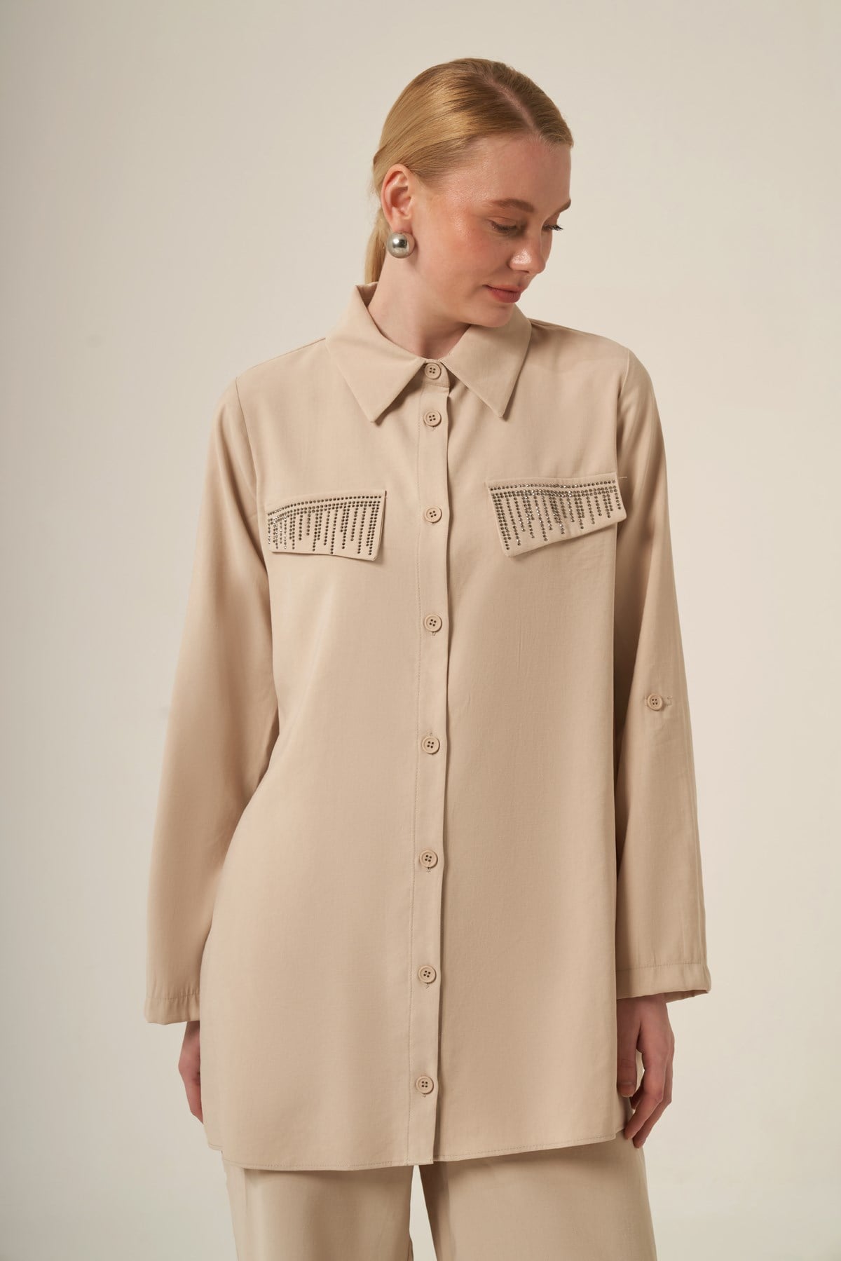 Kadın Benetti Taşli Takım Beige