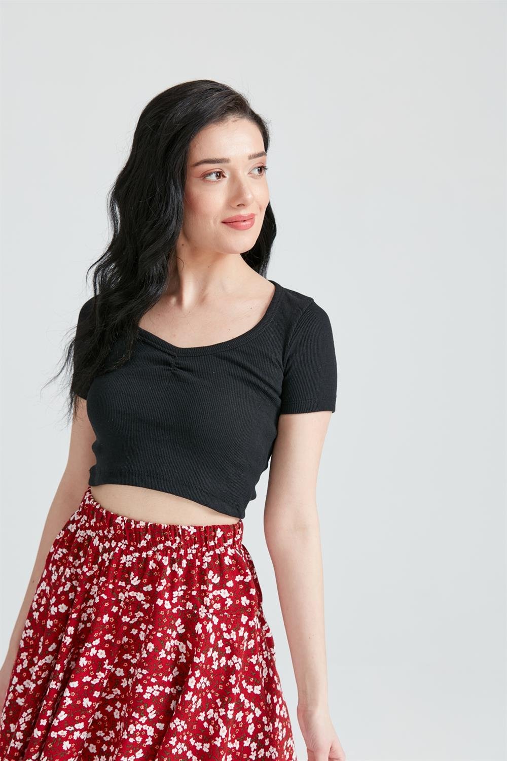 Kadın Kısa kol Basic Crop Top Siyah