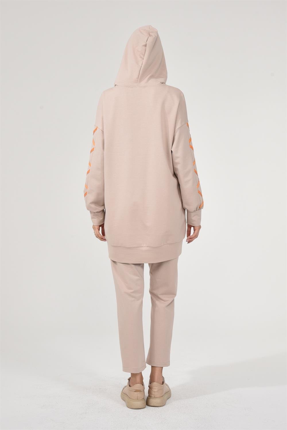 Kadın Kolları Aksesuarlı Takım BEIGE