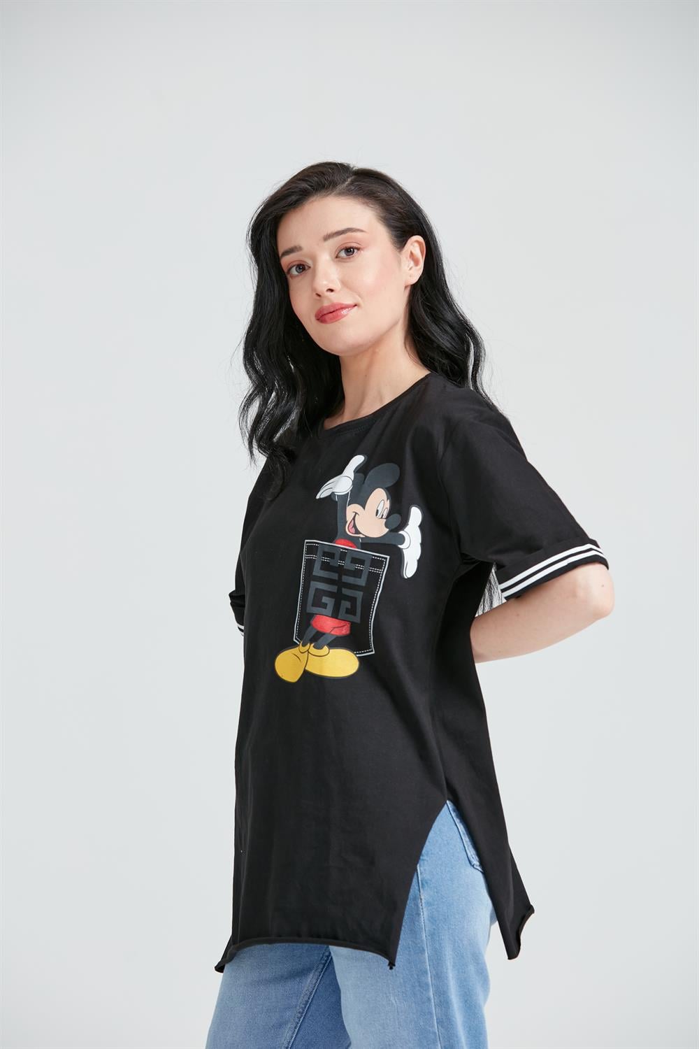 Kadın Miki Mous Baskılı Cepli T-Shirt Siyah