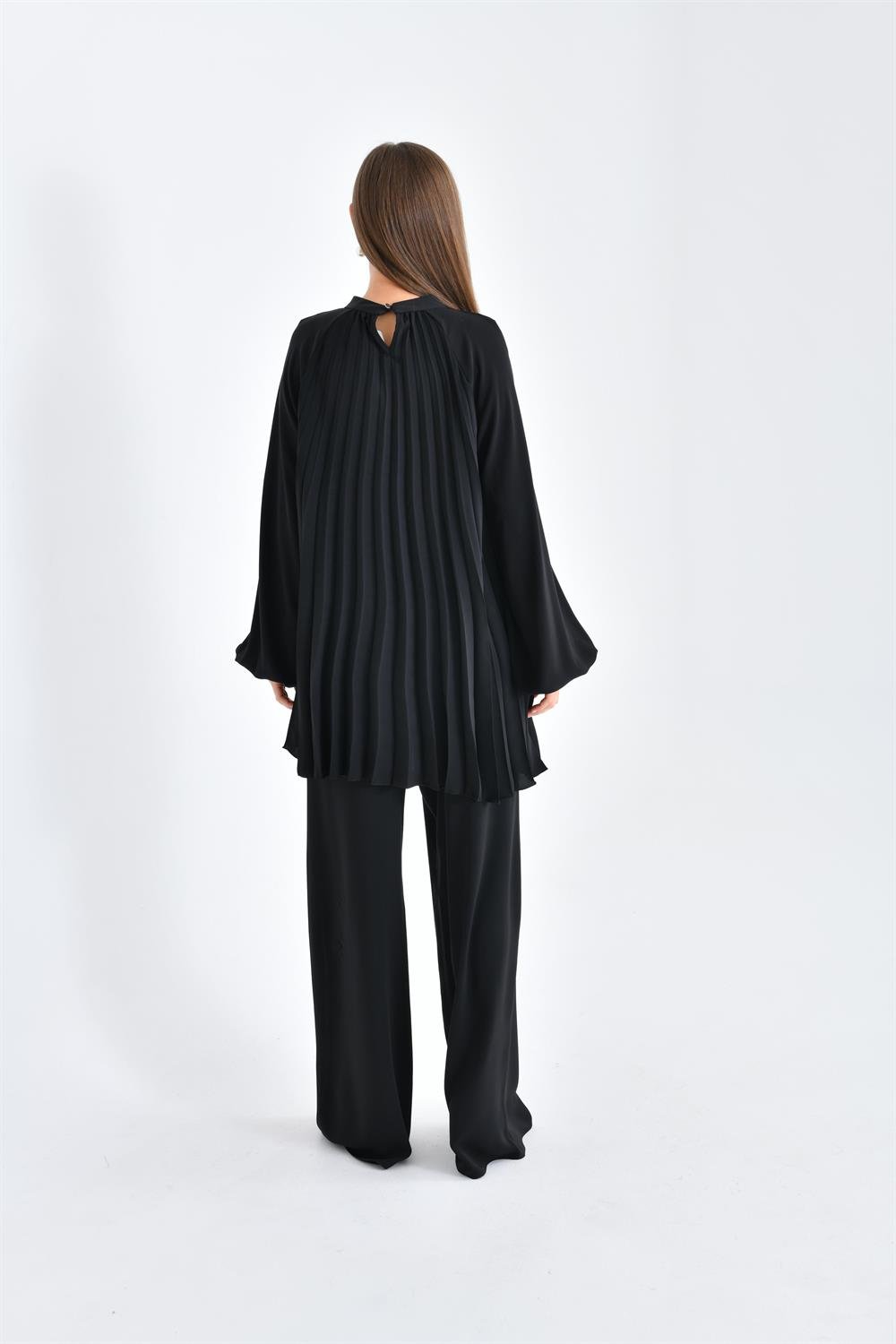 Kadın Pliseli Takım SİYAH
