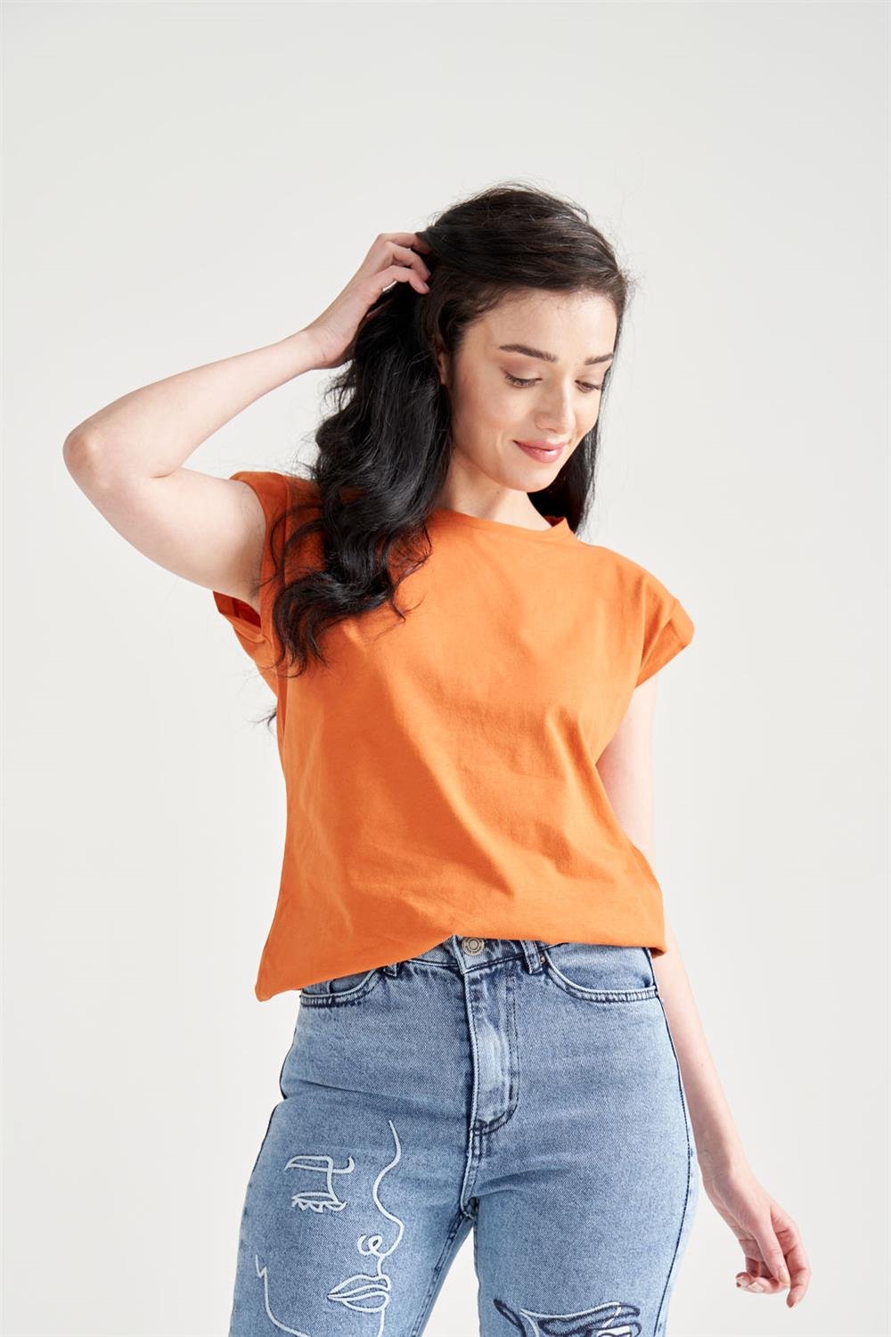 Kadın Vatkalı Basic T-Shirt Turuncu