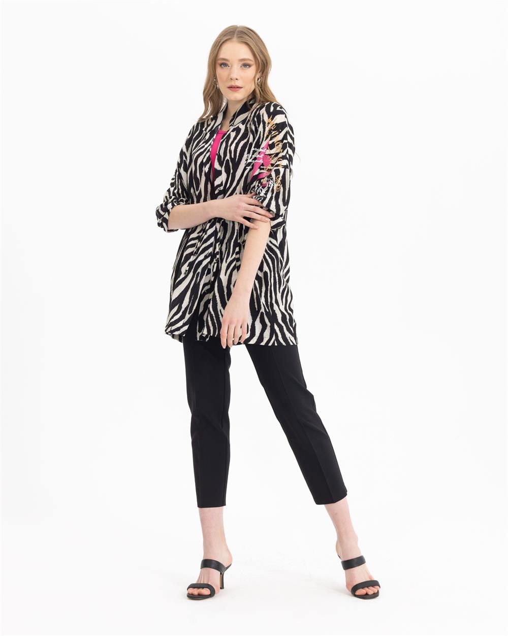 Kadın Zebra Desenli Beli Büzgülü Ceket SİYAH
