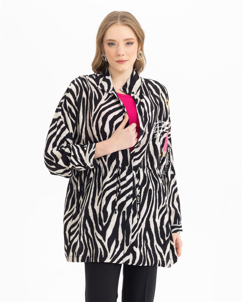 Kadın Zebra Desenli Beli Büzgülü Ceket SİYAH