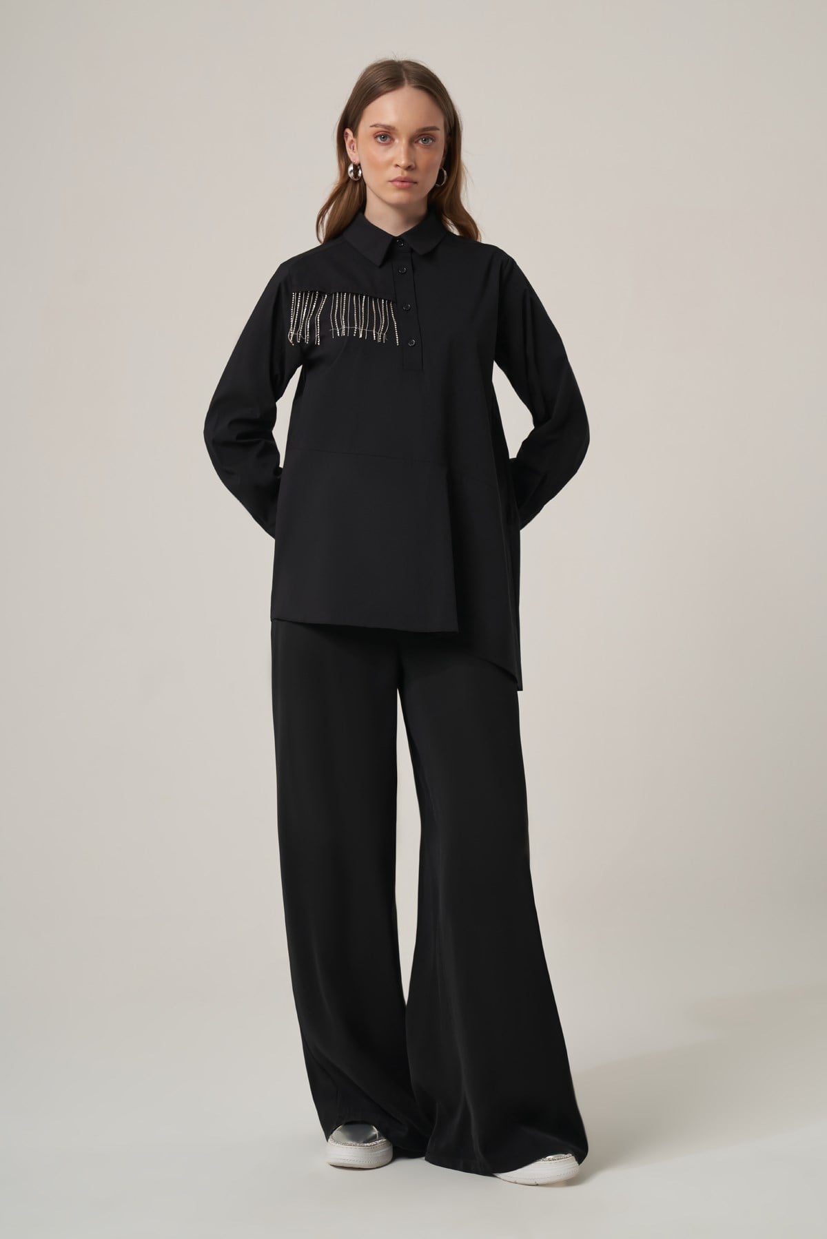 Kadın Zincir Detaylı Uzun Kollu Gömlek Siyah