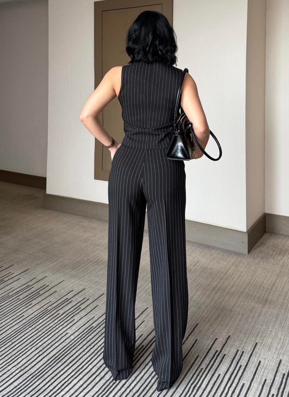 Ariana Üçlü Takım Siyah Çizgili