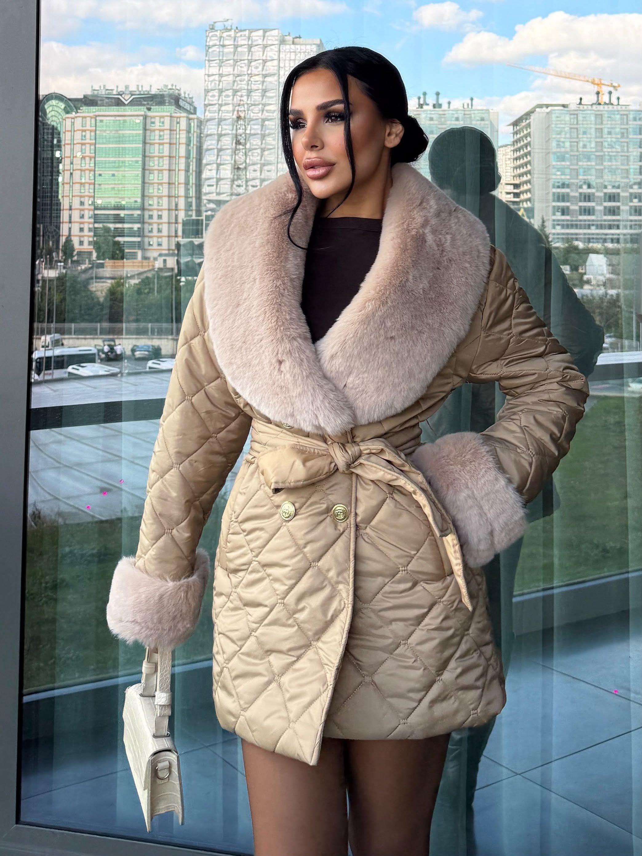 Densa Kürk Yaka Detaylı Kapitone Kaban Bej