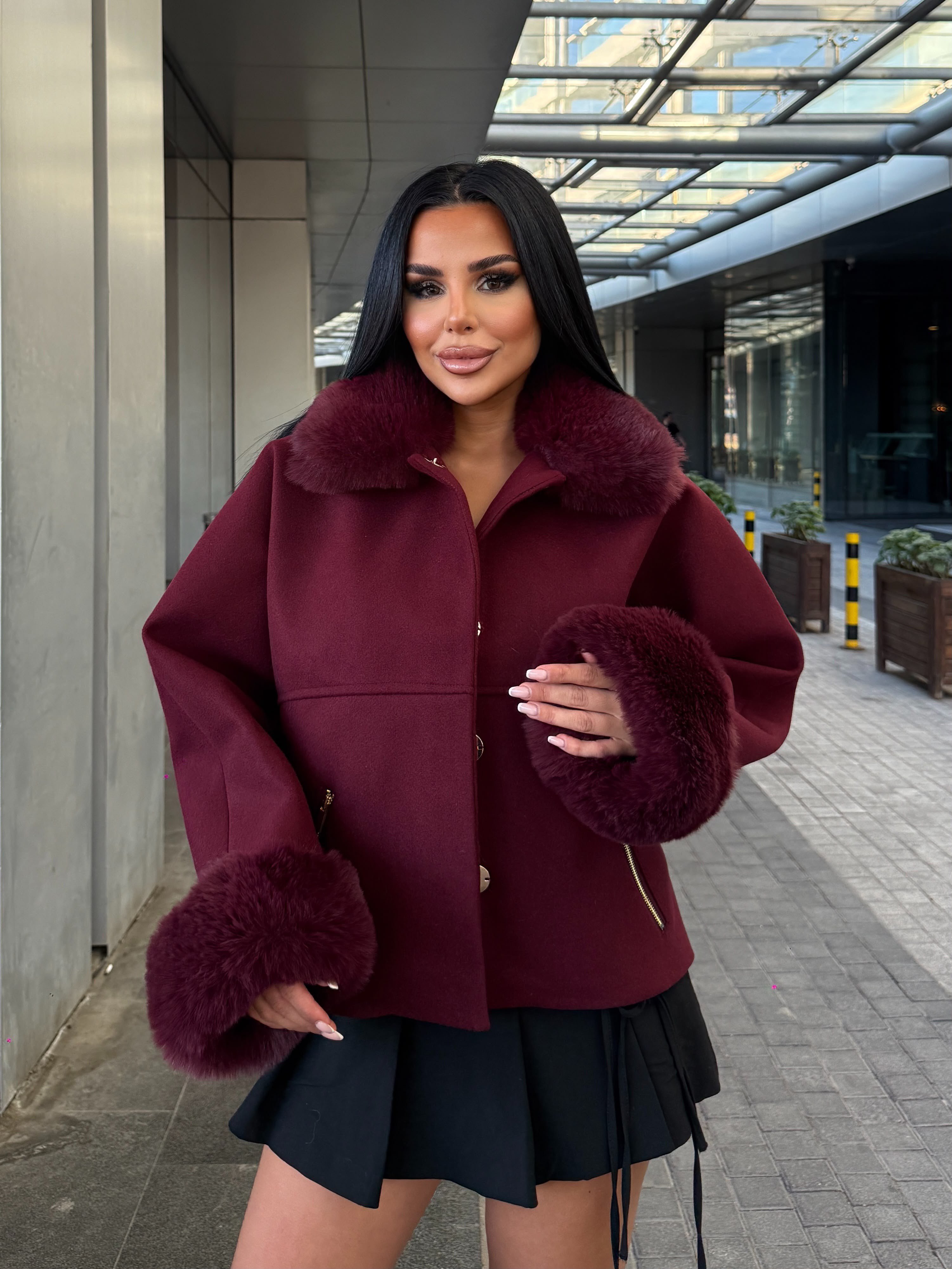 Laria Kürk Yaka Detaylı Kaban Bordo