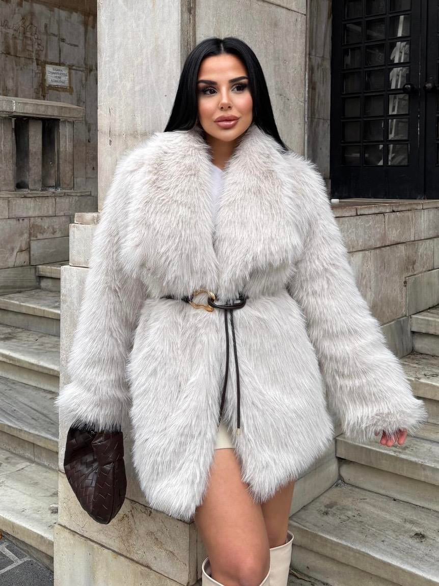 Larissa Kürk Taş
