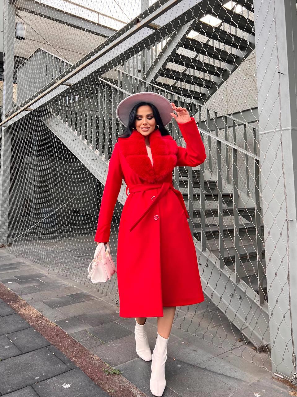 Megan Yaka Kürk Detaylı Kaşe Kaban Kırmızı