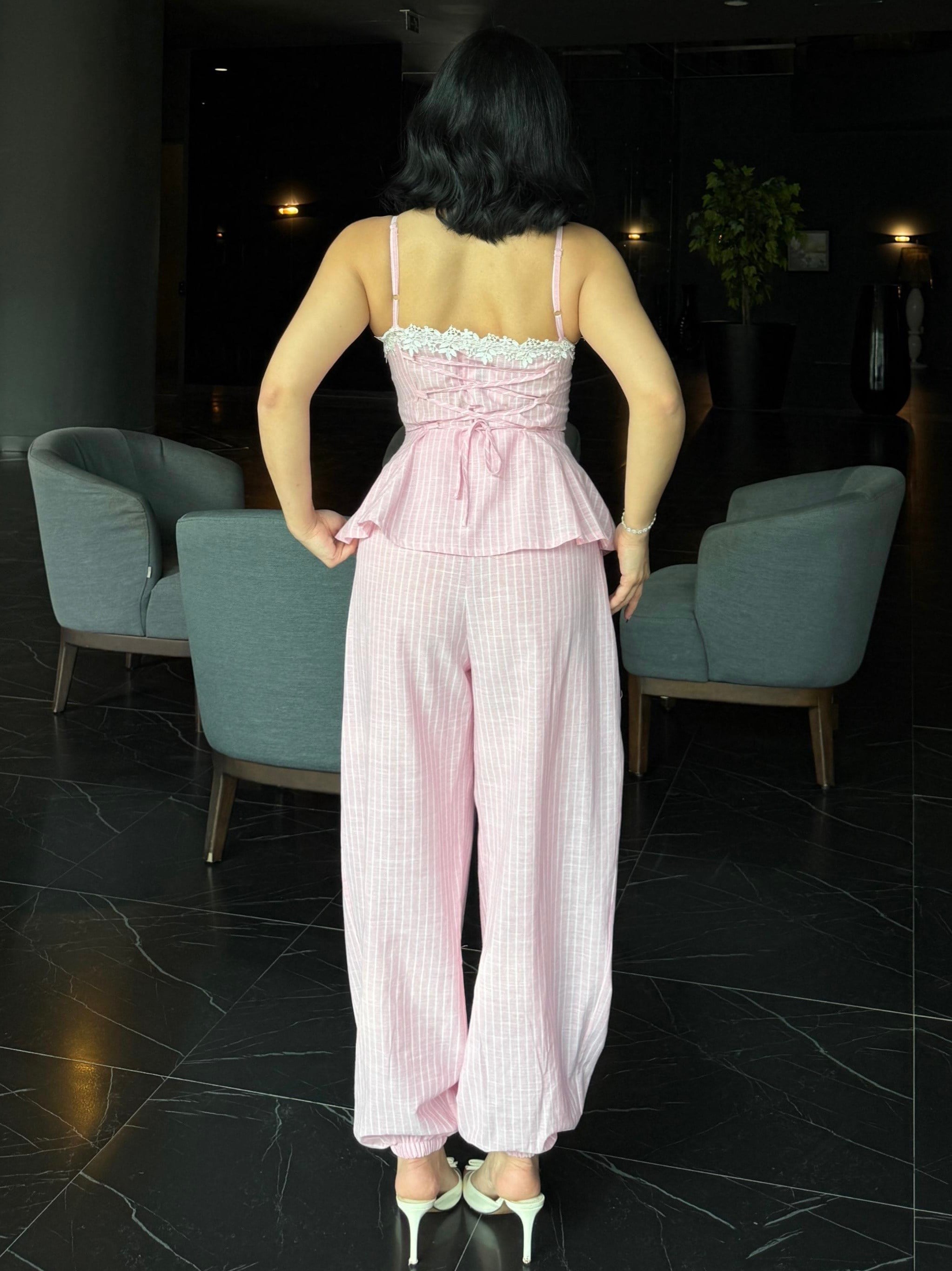 Outles Dantel İşleme Detaylı Takım Pembe