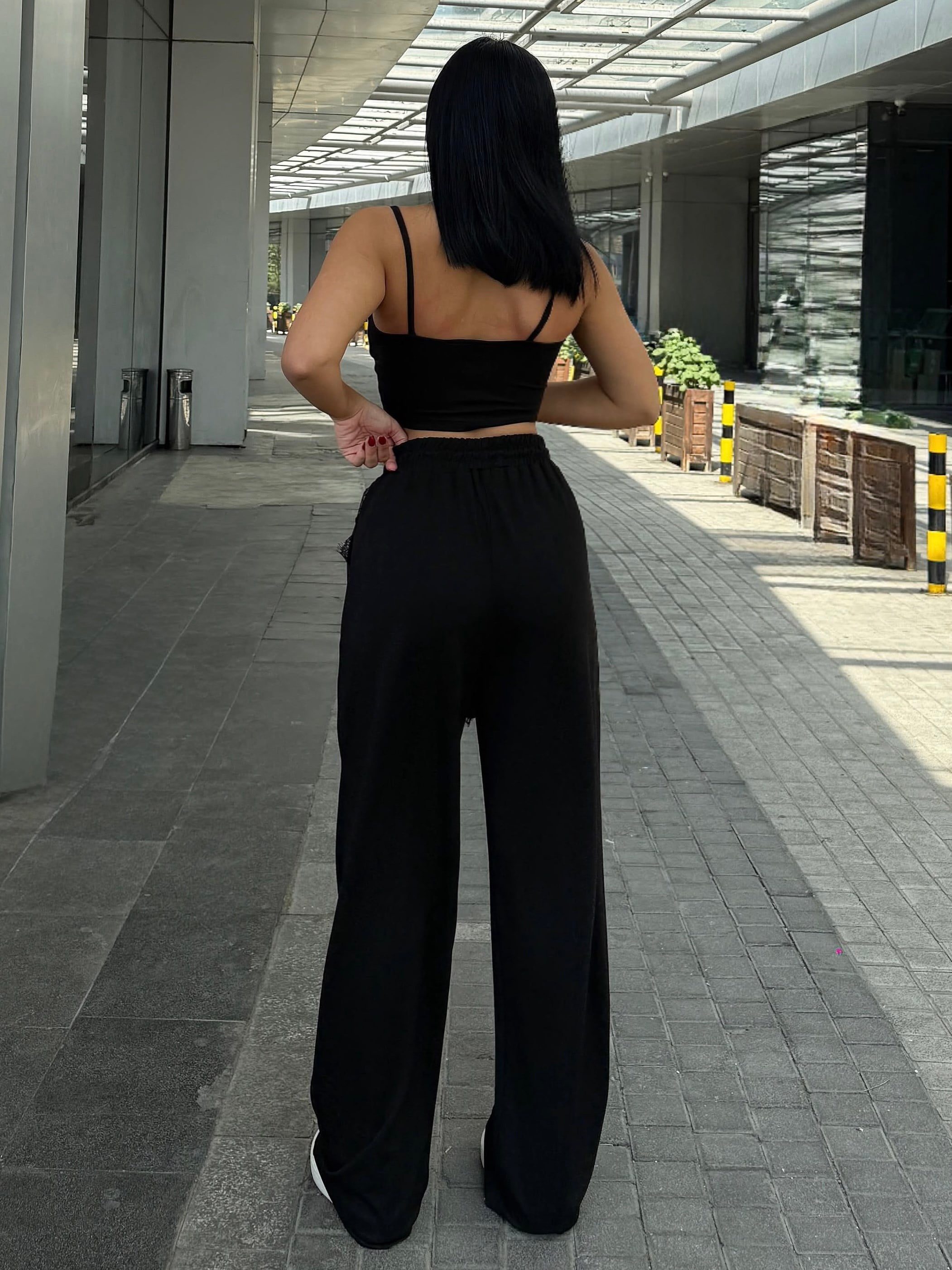 Pullas Dantel Detaylı Üçlü Spor Takım Siyah