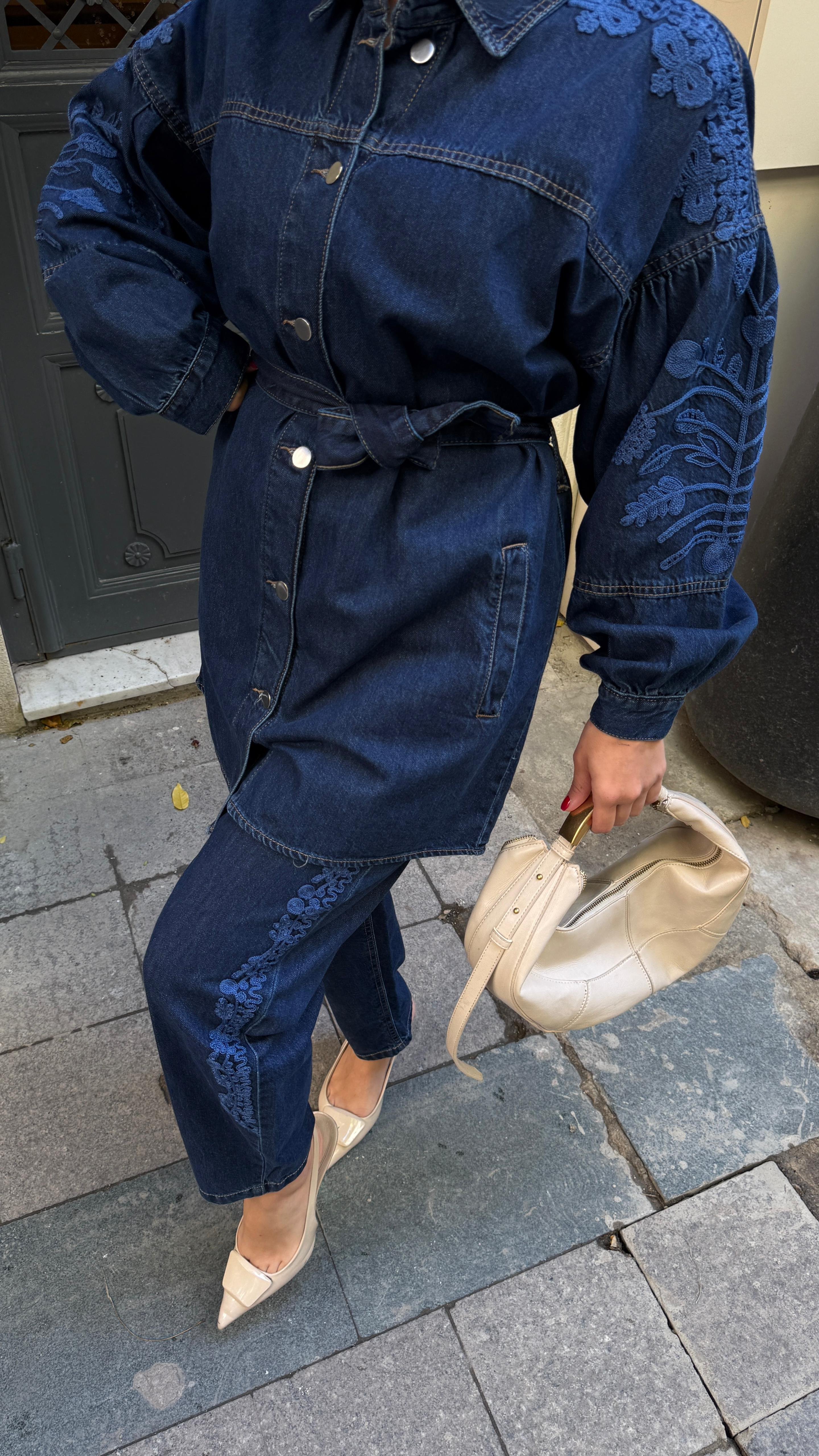 Sinora Nakış İşleme Detaylı Denim Takım Lacivert