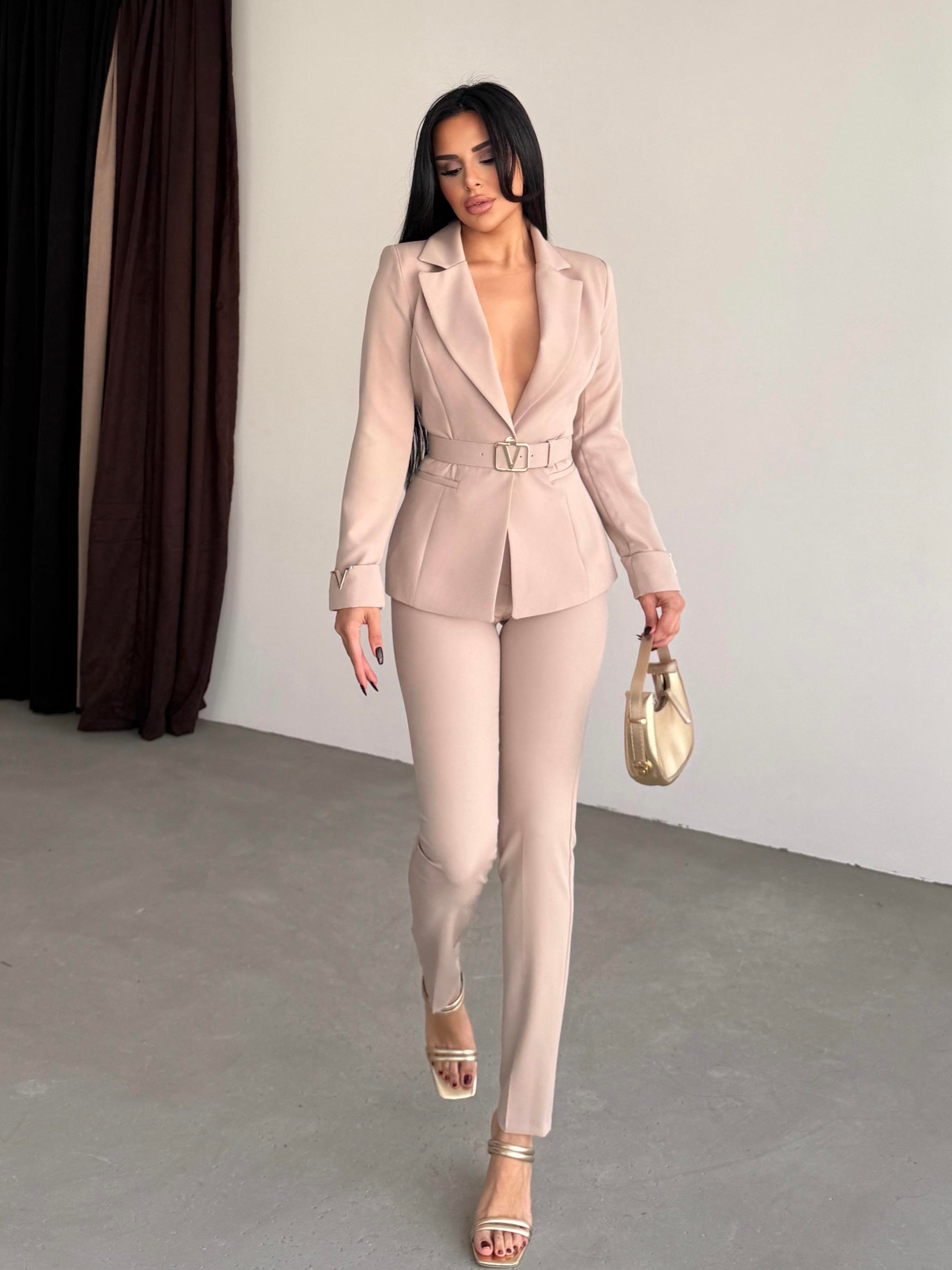 Vansie Gold Kemer Detaylı Takım Bej