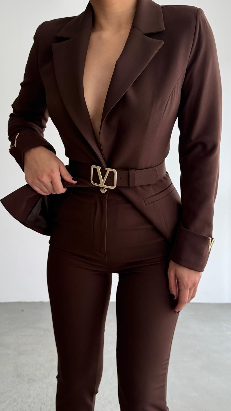 Vansie Gold Kemer Detaylı Takım Koyu Kahve