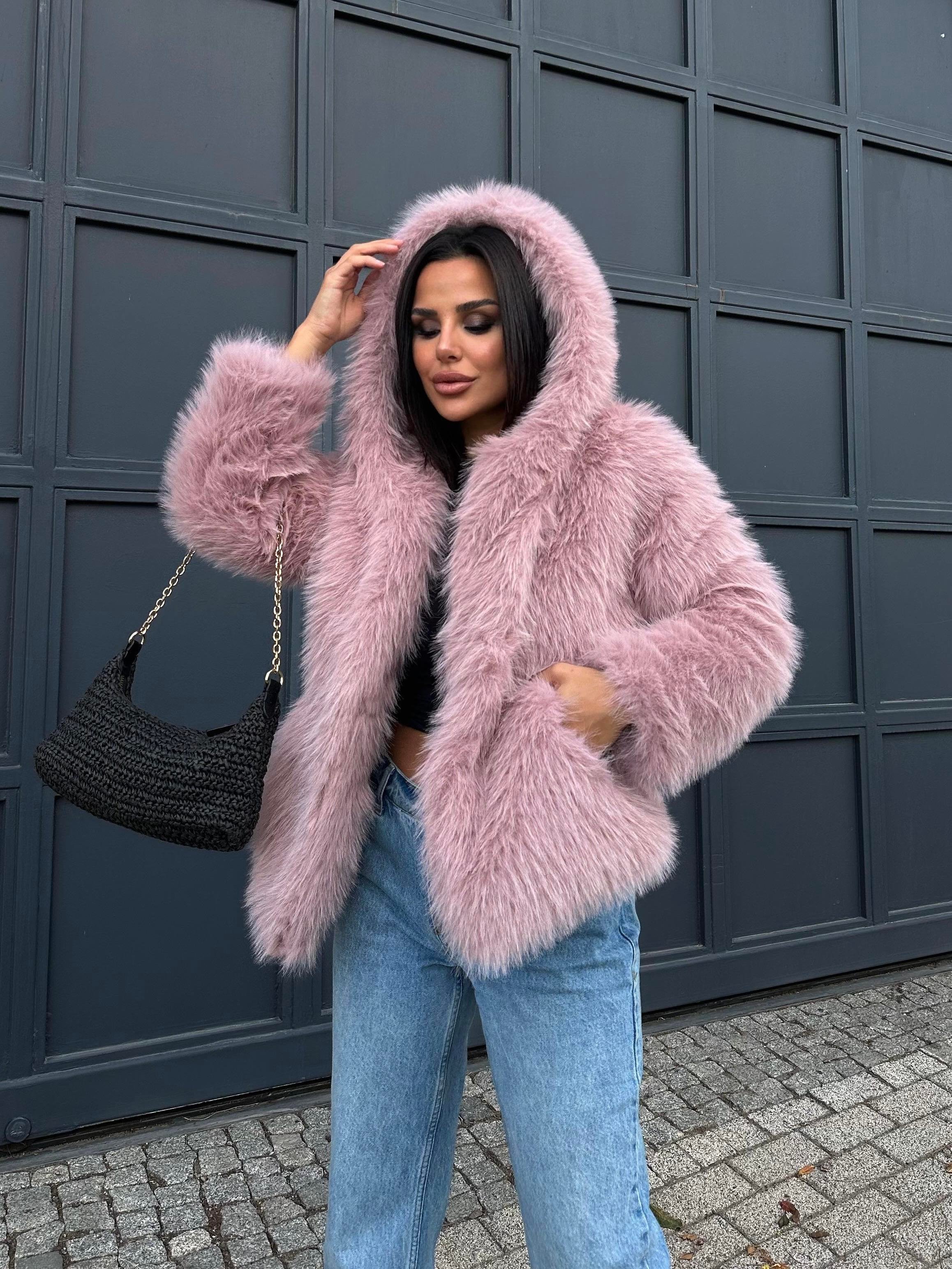 Velvet Kapşonlu Kürk Kaban Pembe