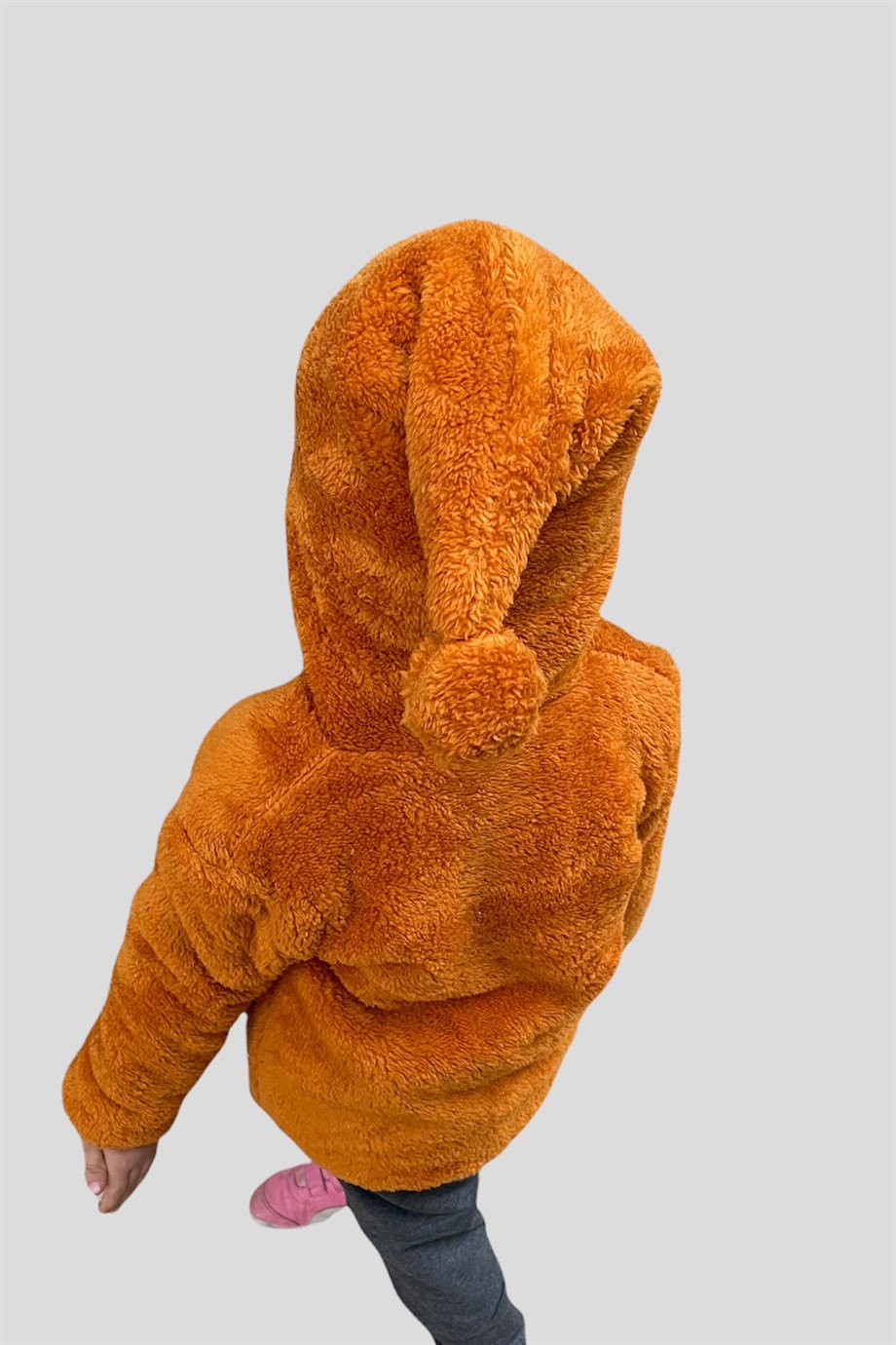 Peluş Kız Çocuk Tarçın Uzun Ponponlu Şapkalı Mont