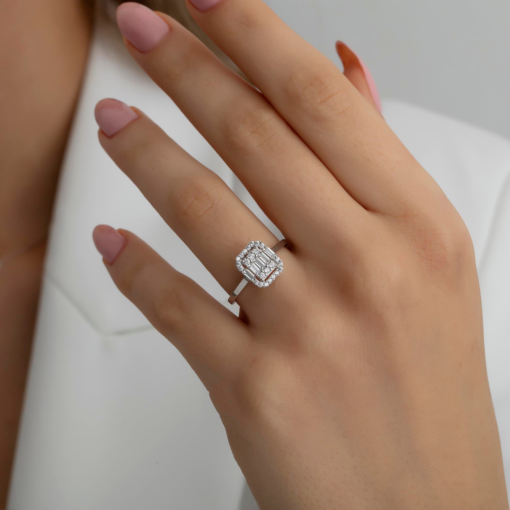 14 Ayar Altın Baget Yüzük