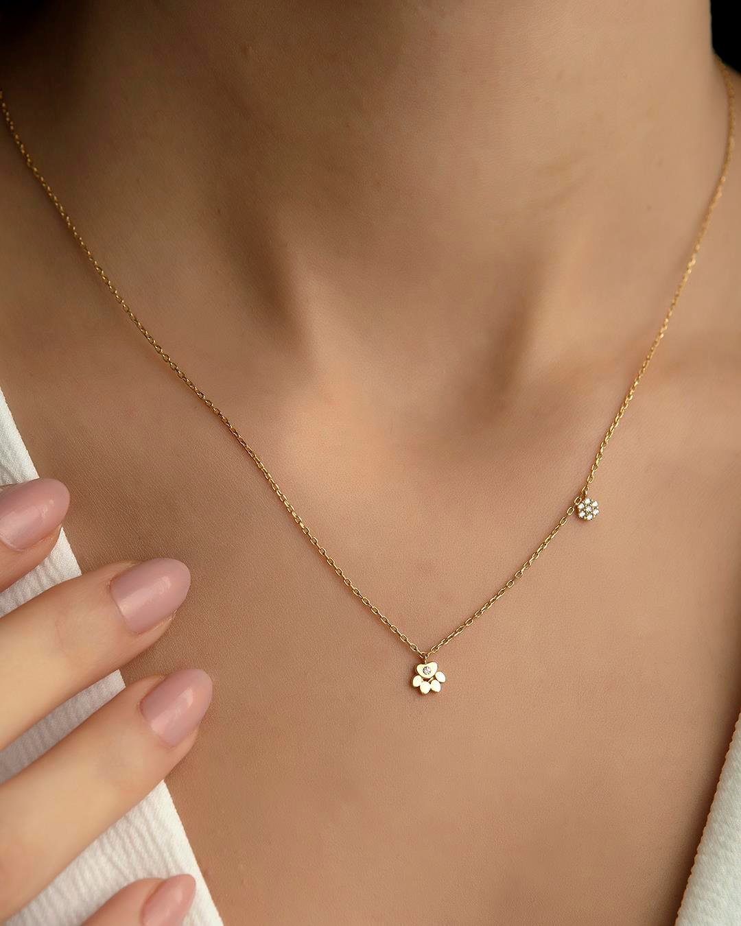 14K Gold Flower Paw Necklace
