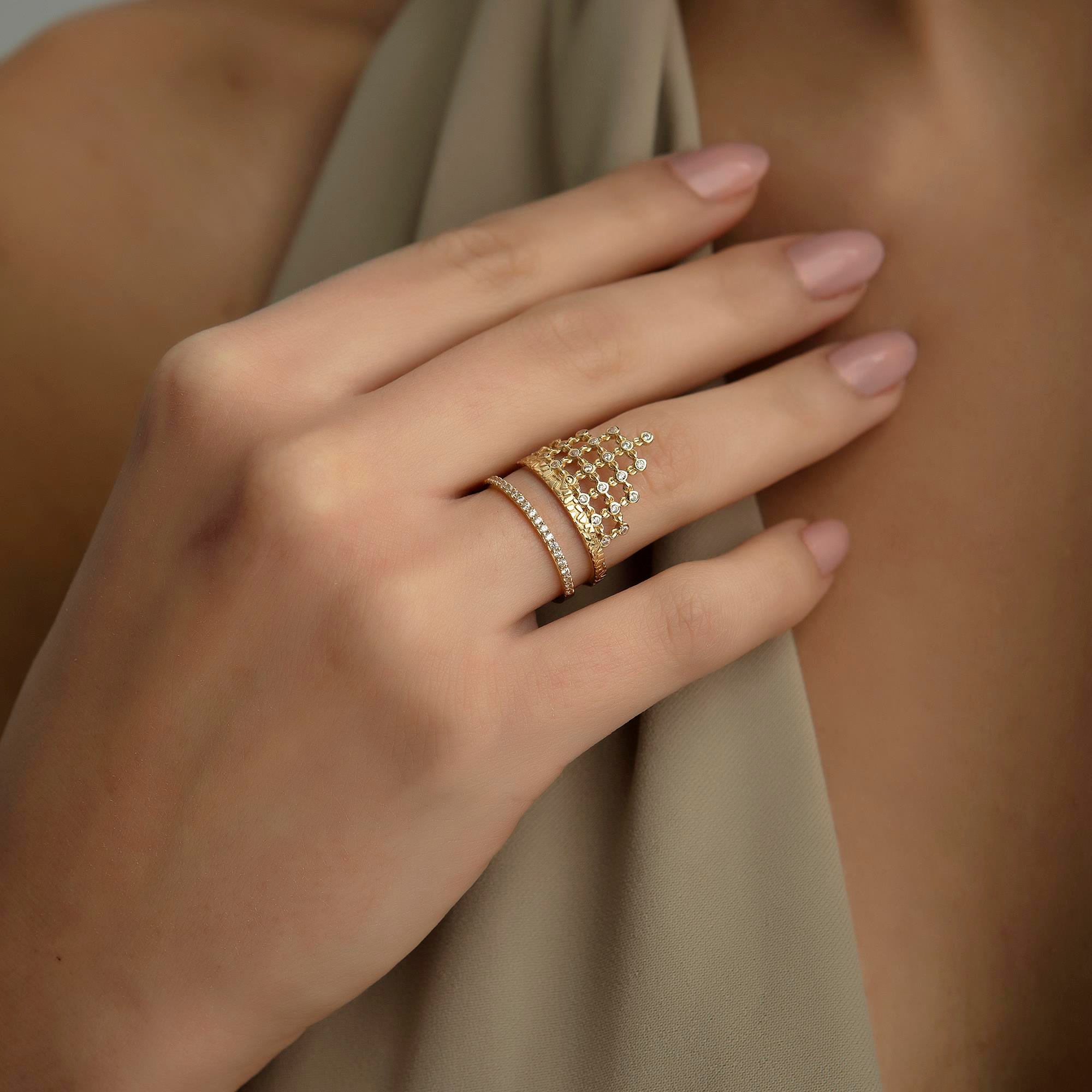 14K Gold Queen Ring
