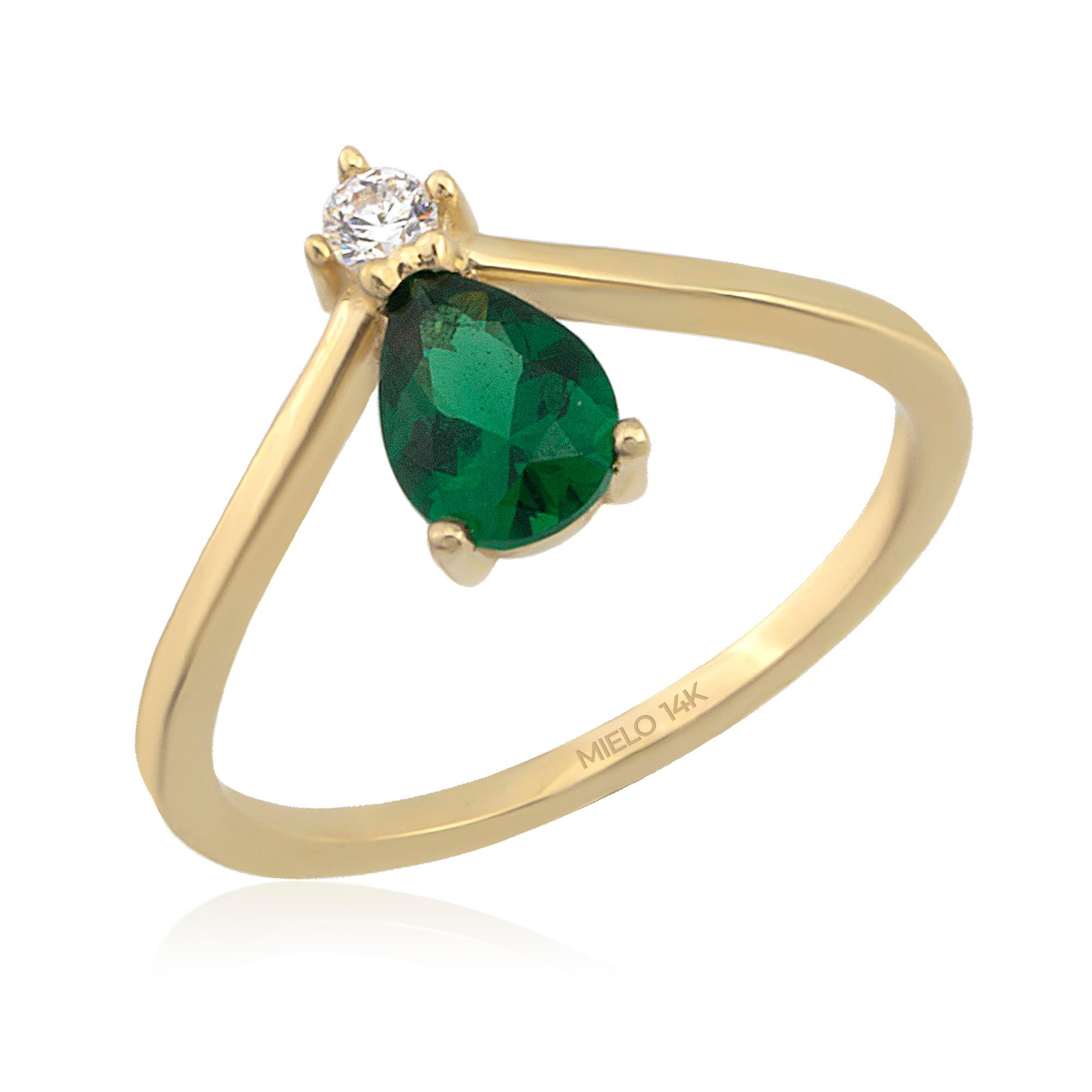 14 Ayar Altın Renkli Taşlı Yüzük