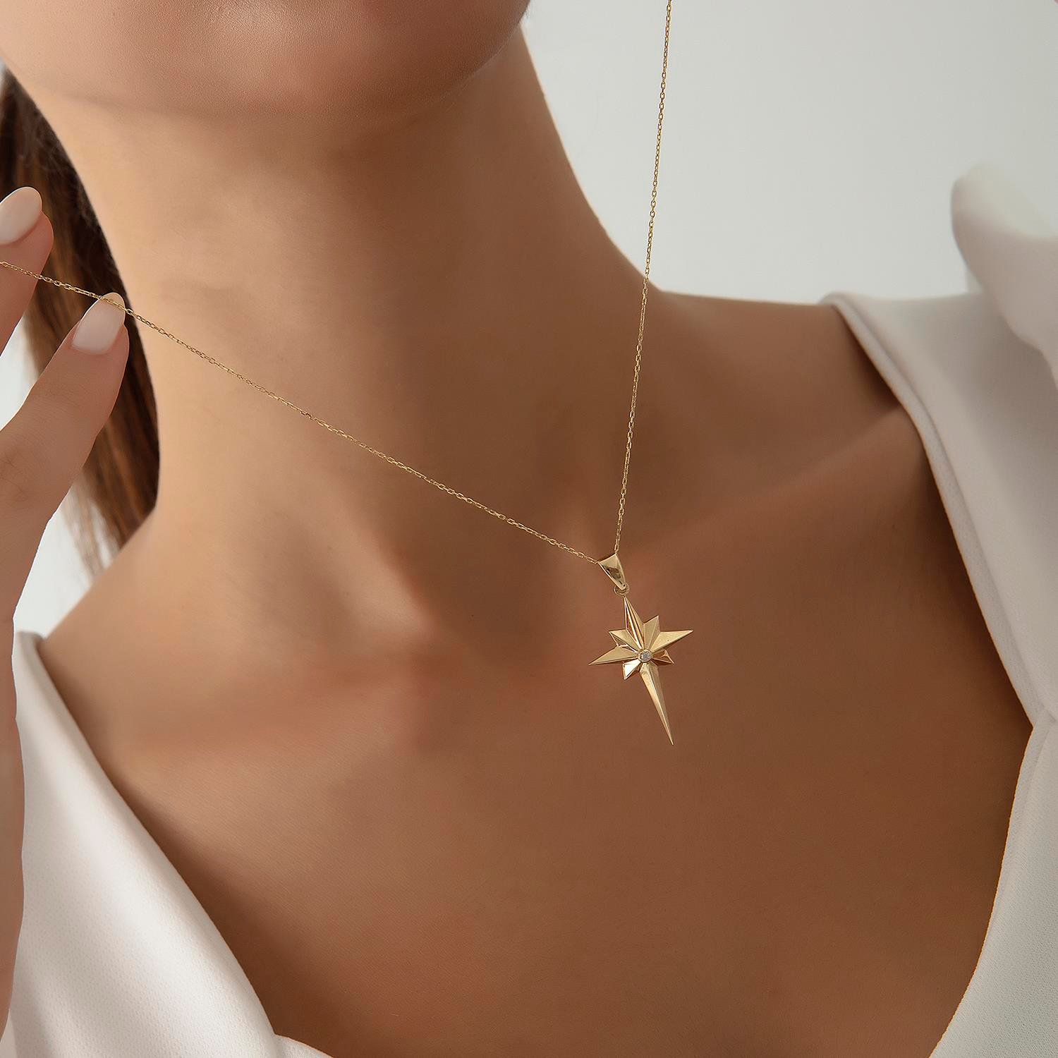 14 Ayar Altın Yıldız Kolye