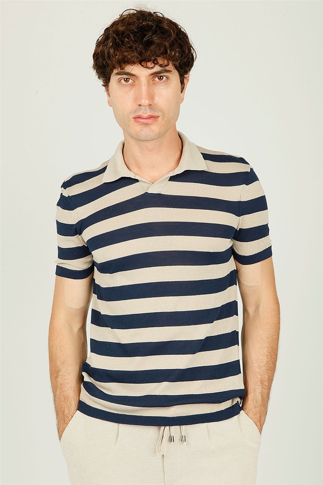 Bej - Lacivert Polo Yaka Triko T-Shırt