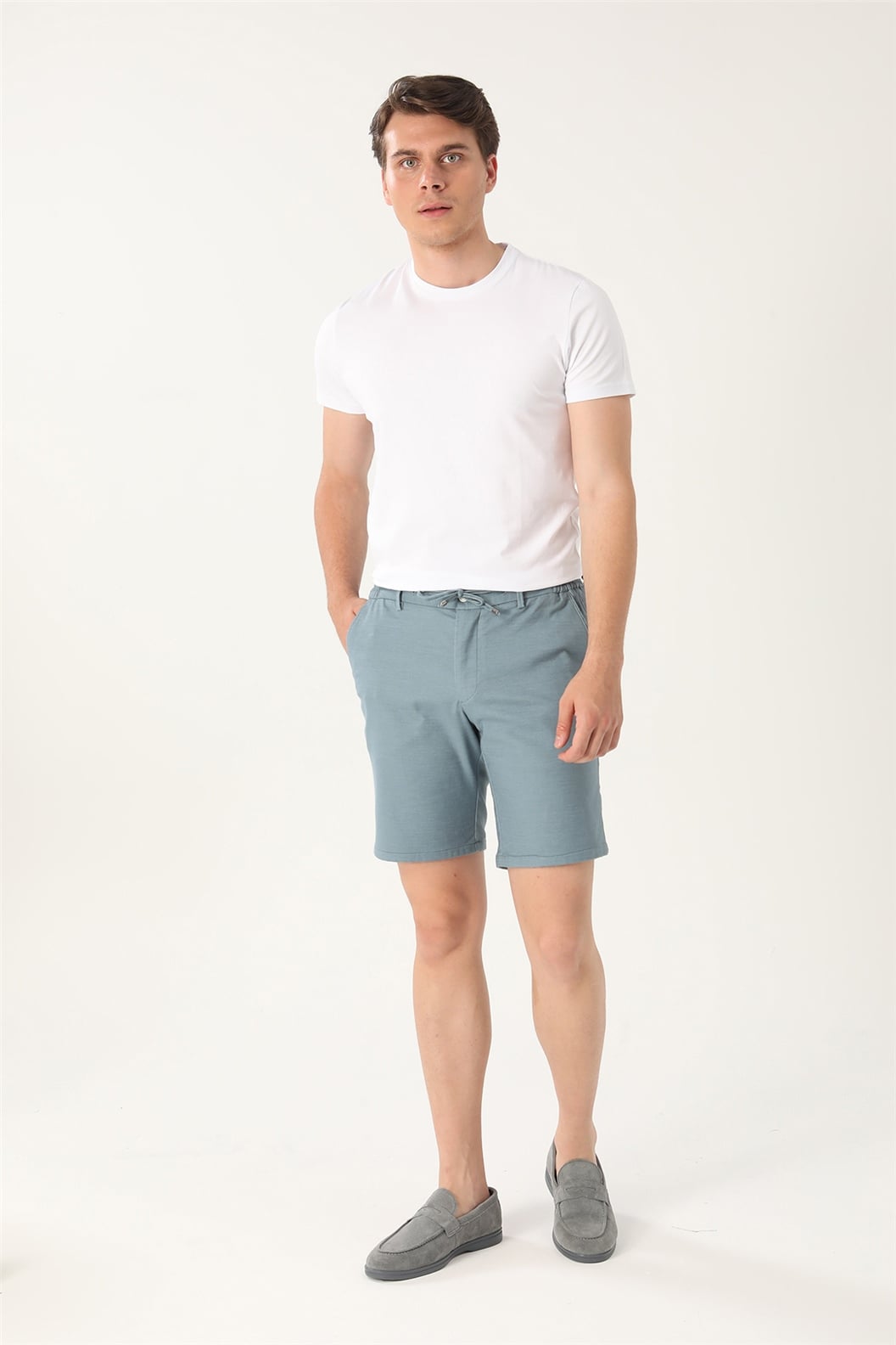 Beyaz Slim Fit Bisiklet Yaka Basic T-Shirt