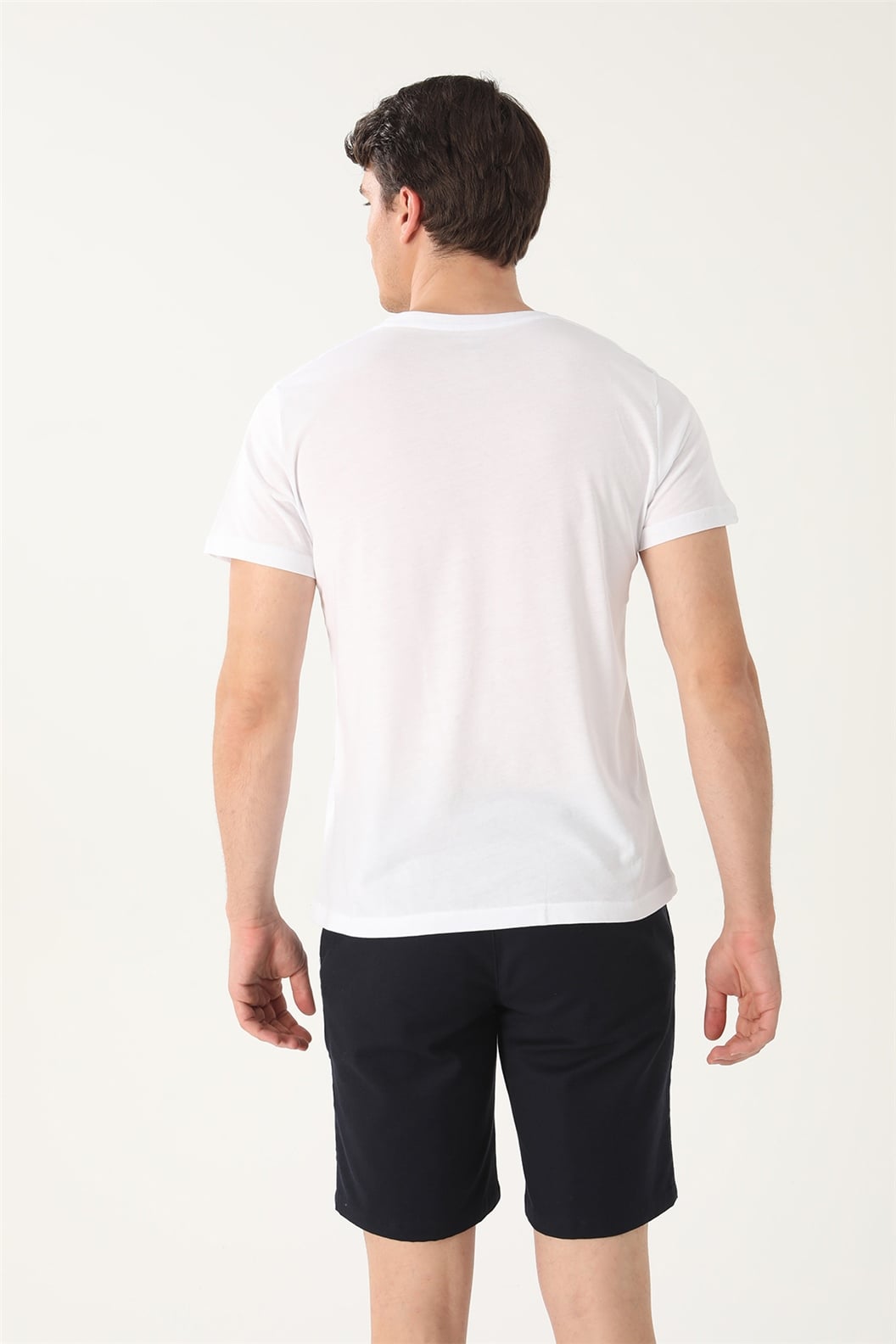Beyaz Slim Fit Bisiklet Yaka Baskılı T-Shirt