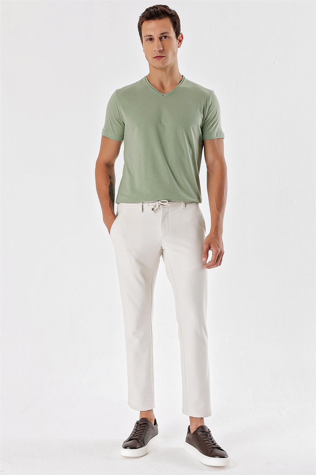 Ekru Comfort Fit Jogger Pantolon