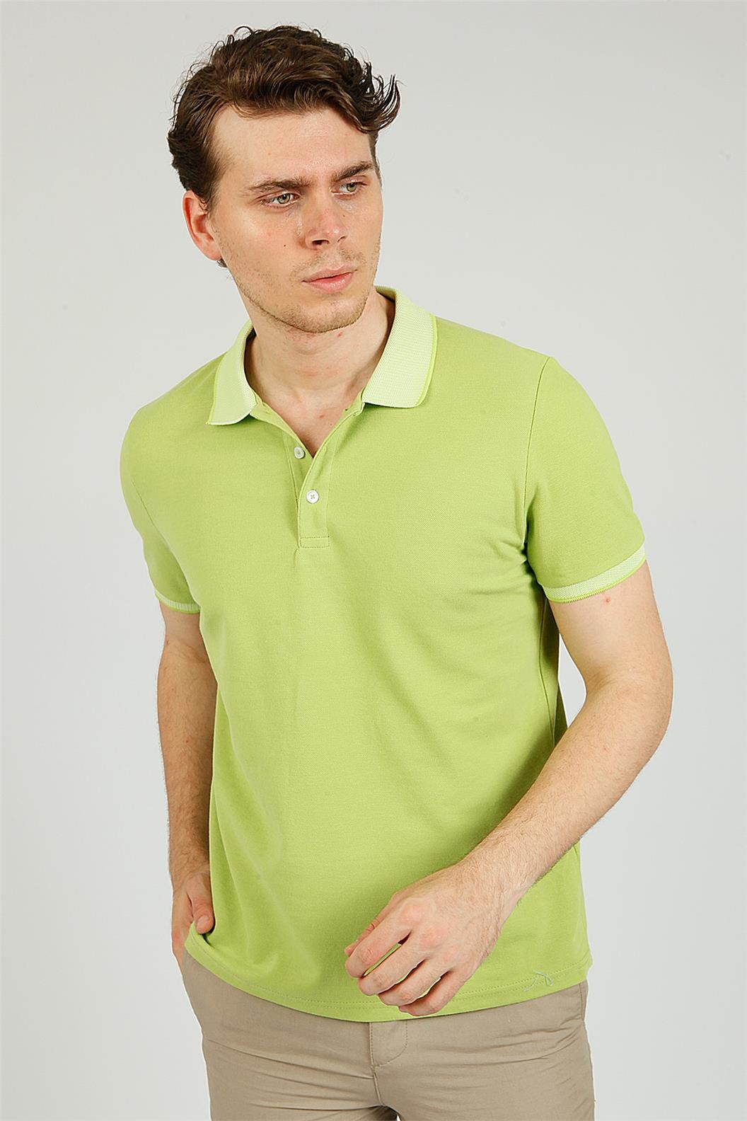 Fıstık Yeşili Polo Yaka T-shırt