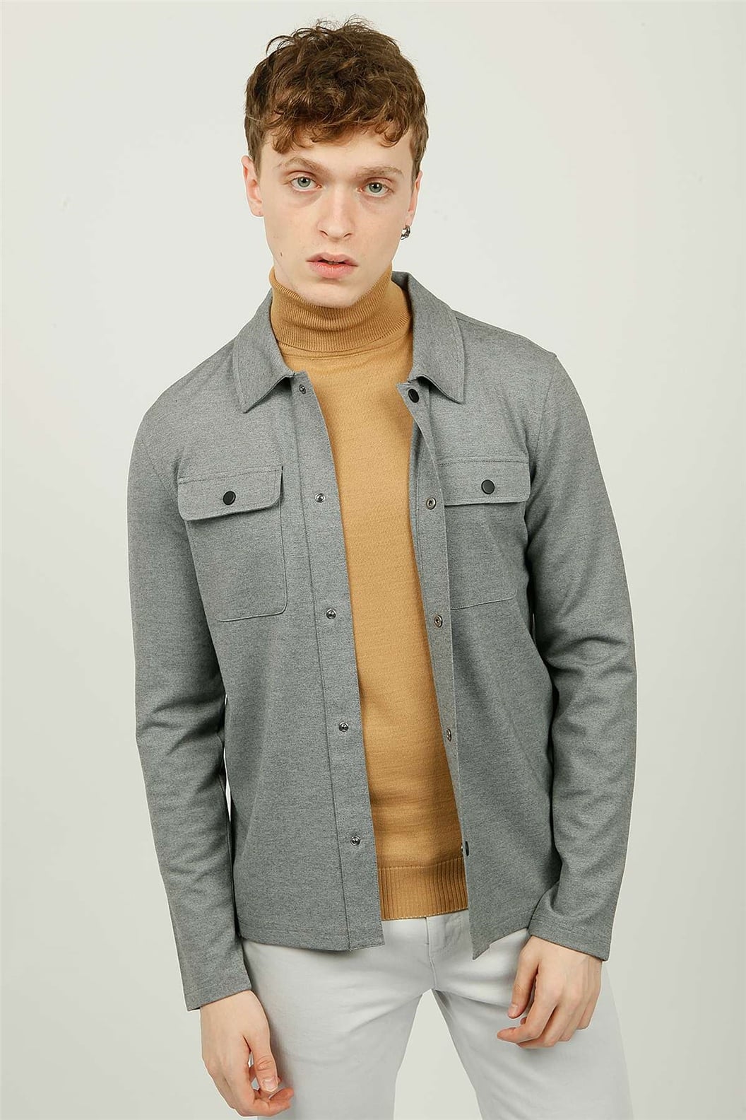 Gri Çıtçıtlı Sweatshirt