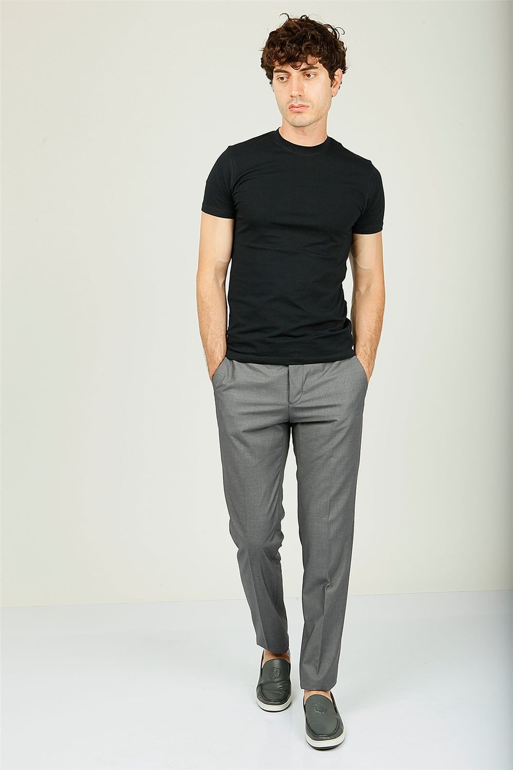 Gri Comfort Fit Pilesiz Pantolon
