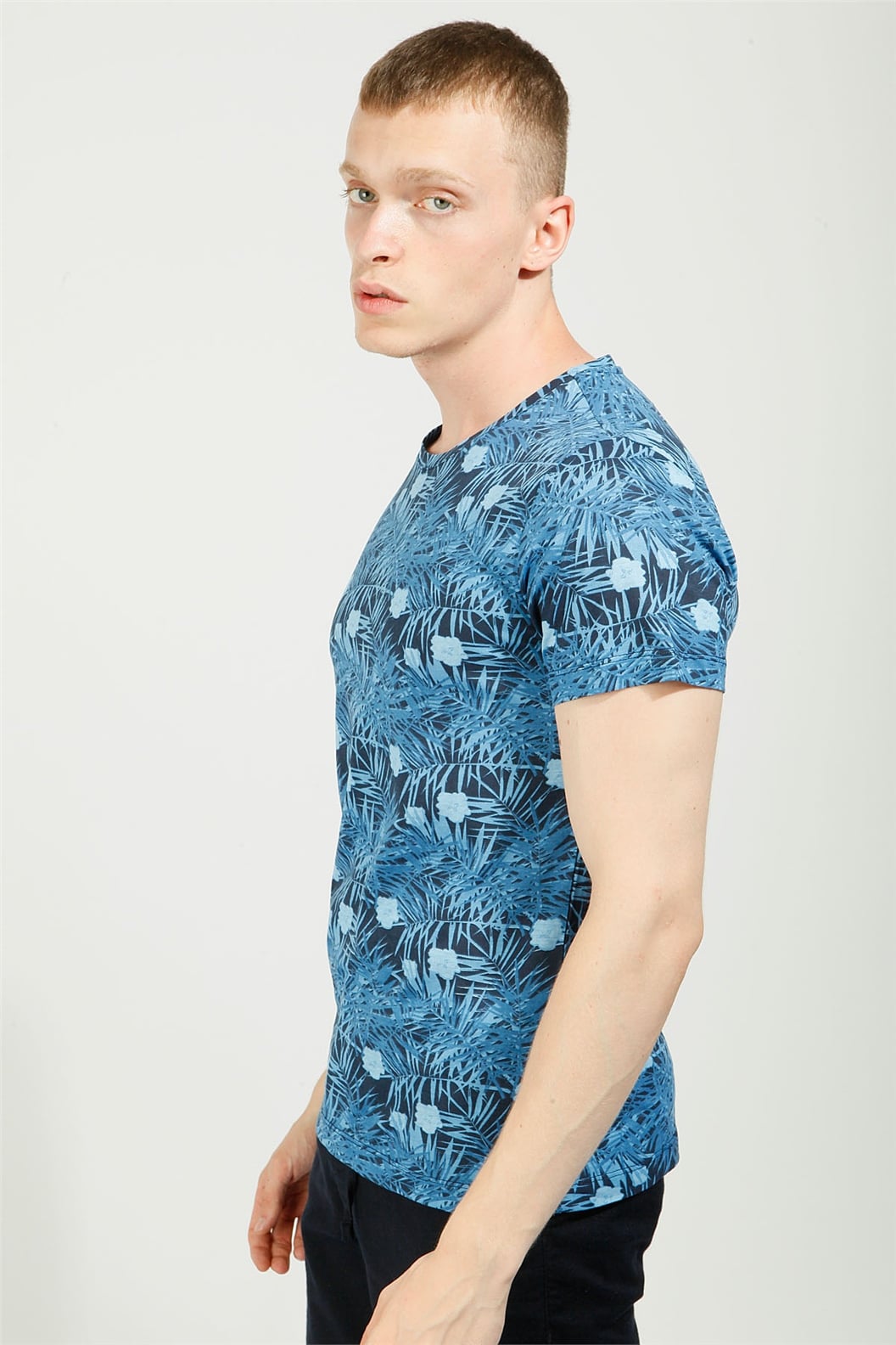 Lacivert Comfort Fit Bisiklet Yaka Baskılı T-Shirt