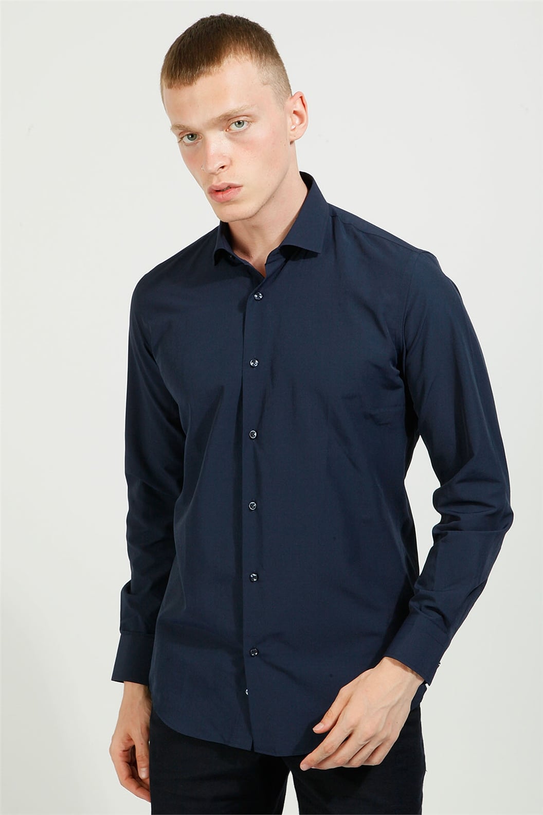 Lacivert Slim Fit Uzun Kol Gömlek