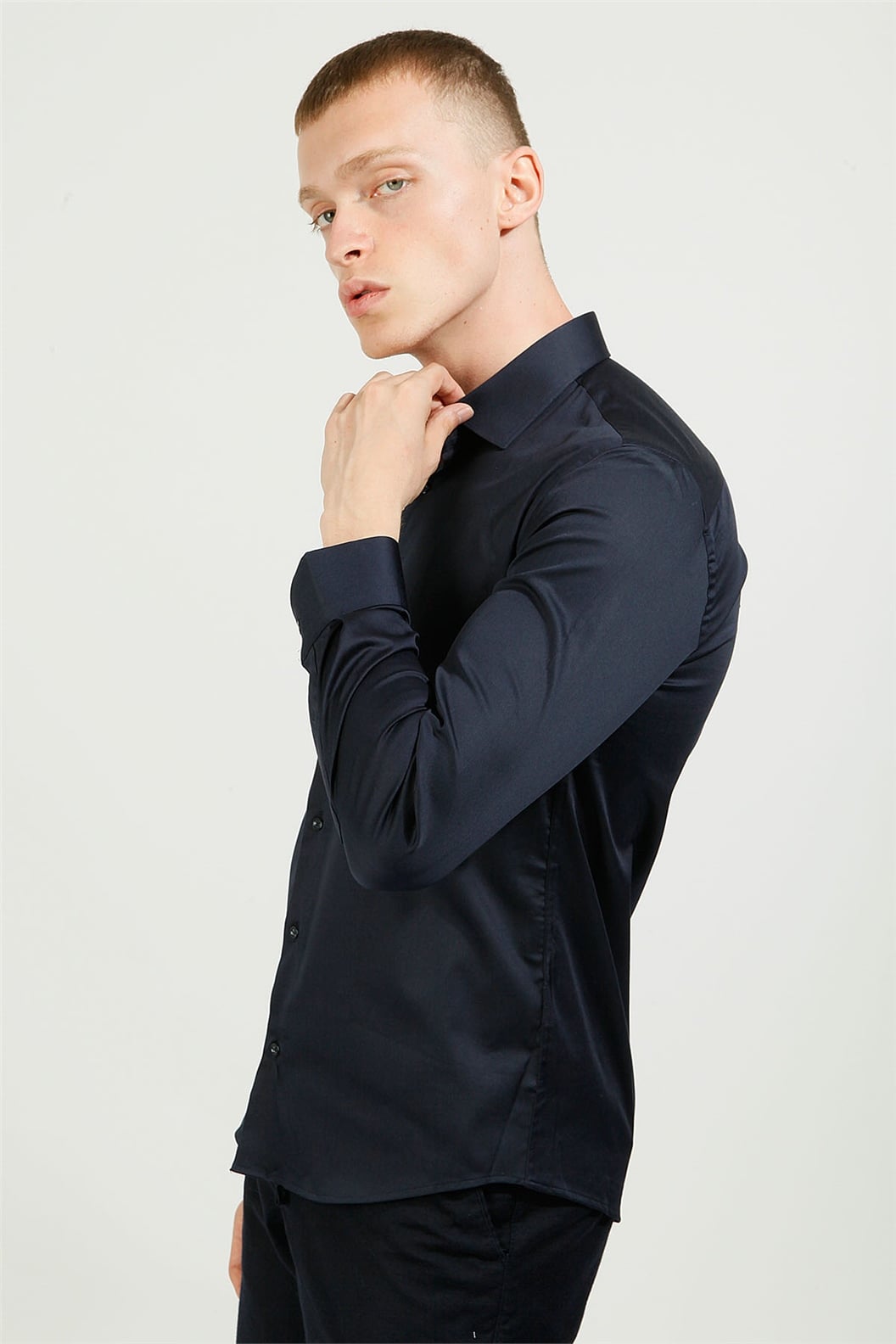 Lacivert Slim Fit Uzun Kol Gömlek