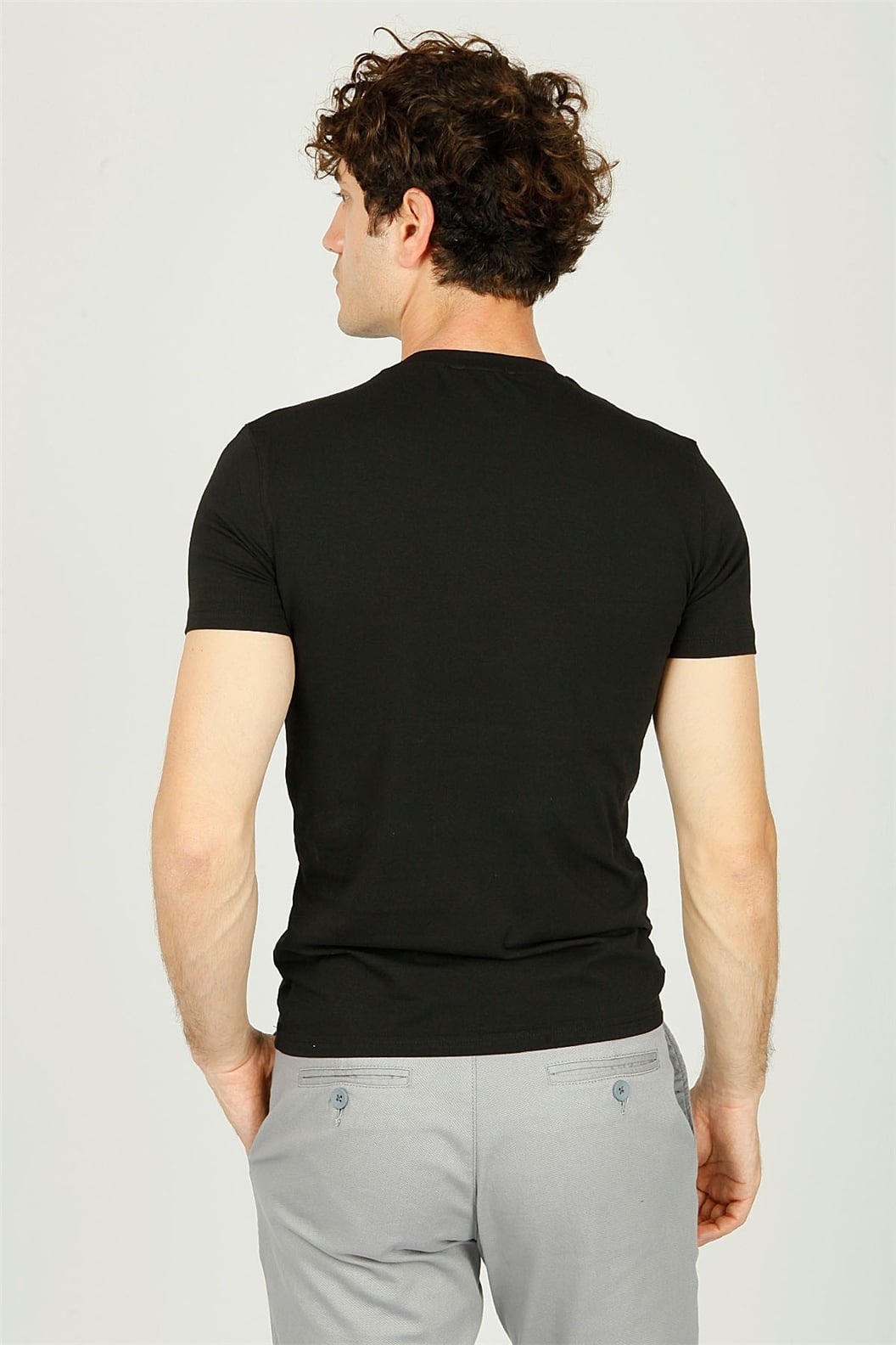 Siyah Bisiklet Yaka Basic Slim Fit T-shirt
