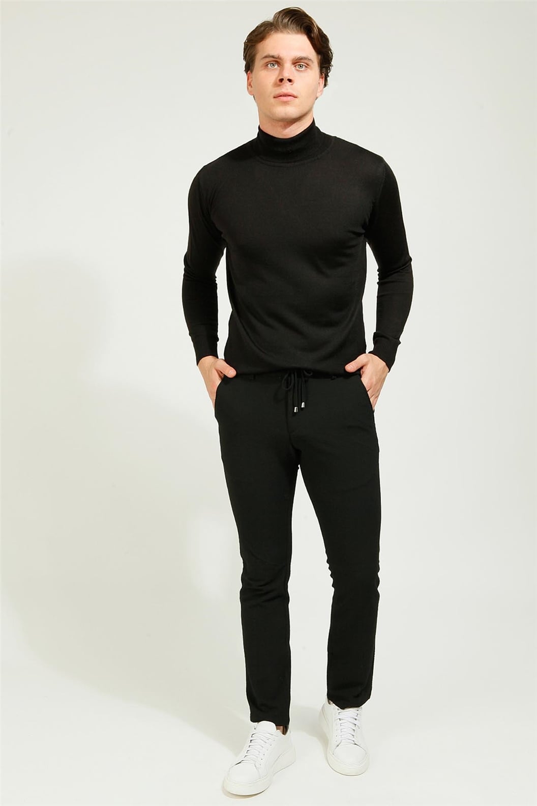 Siyah Comfort Fit Jogger Pantolon