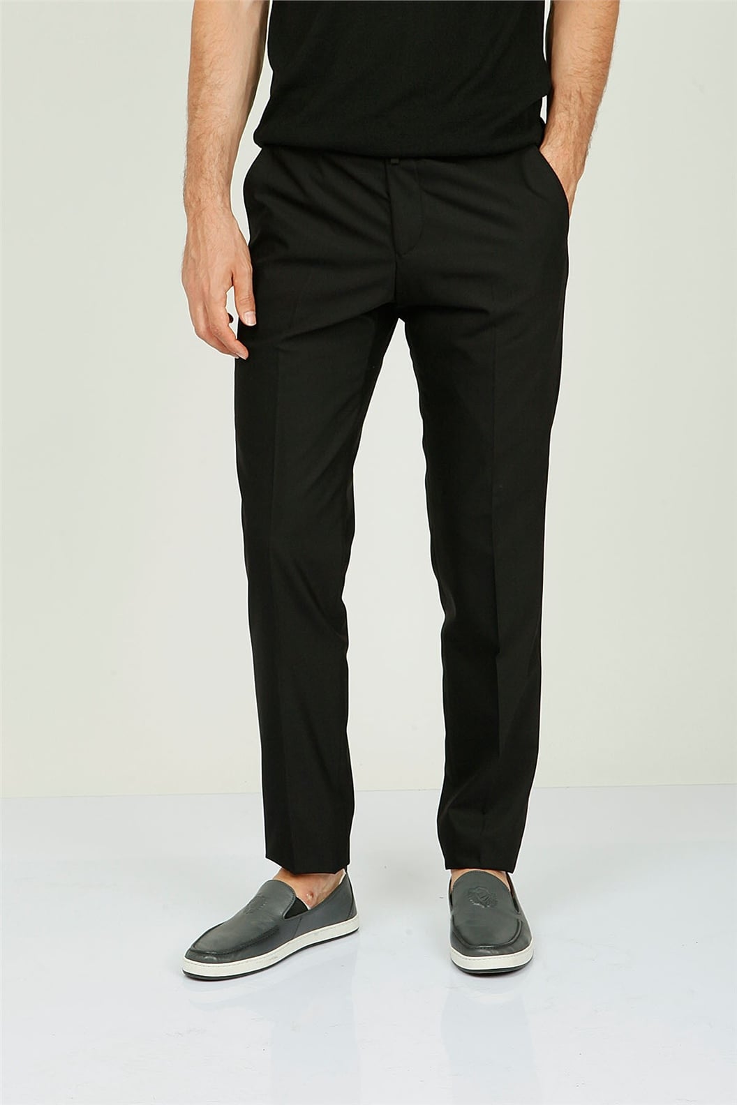 Siyah Comfort Fit Pilesiz Pantolon