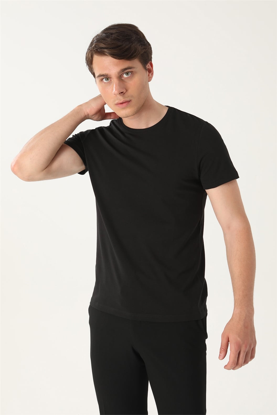 Siyah Slim Fit Bisiklet Yaka Basic T-Shirt