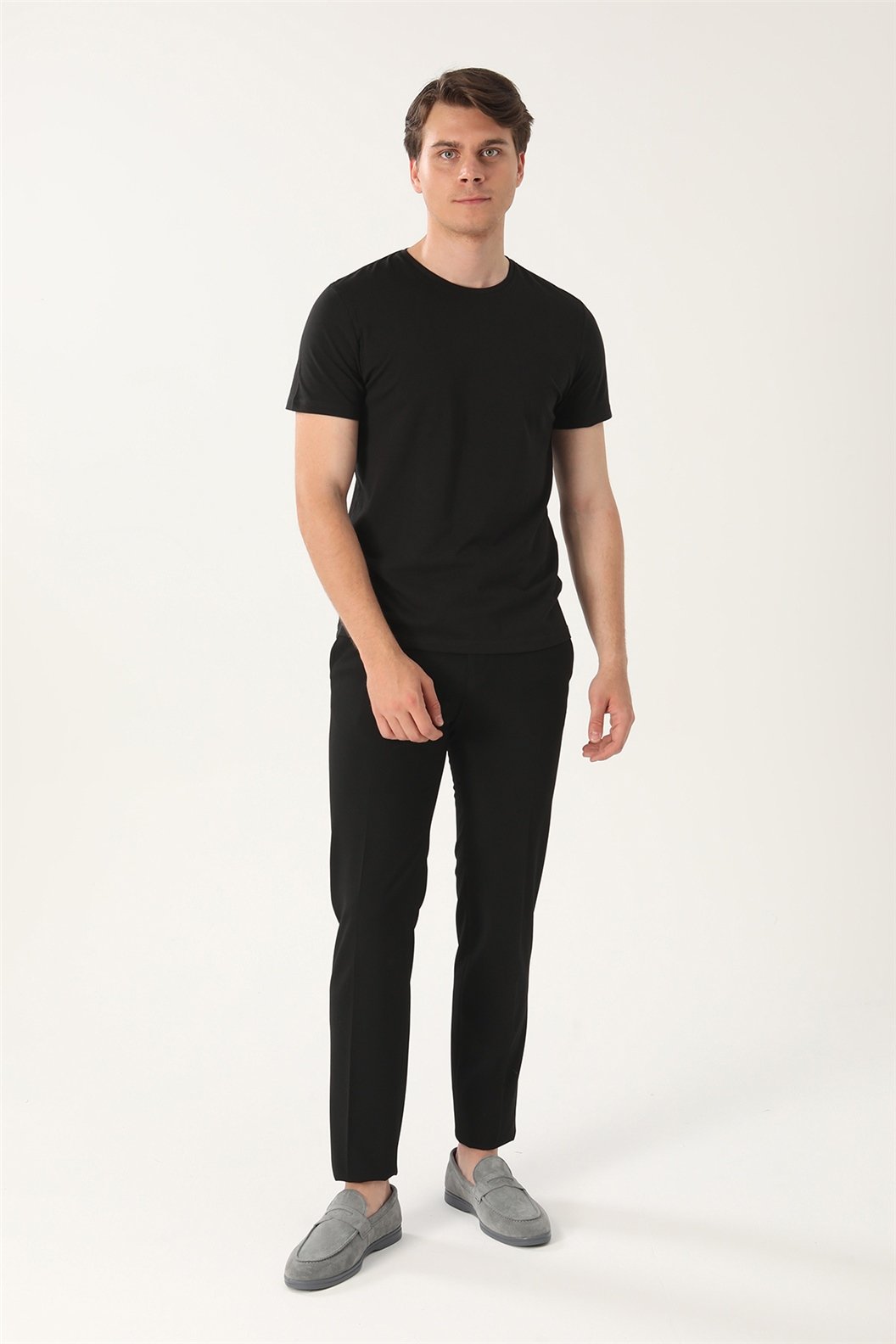 Siyah Slim Fit Bisiklet Yaka Basic T-Shirt