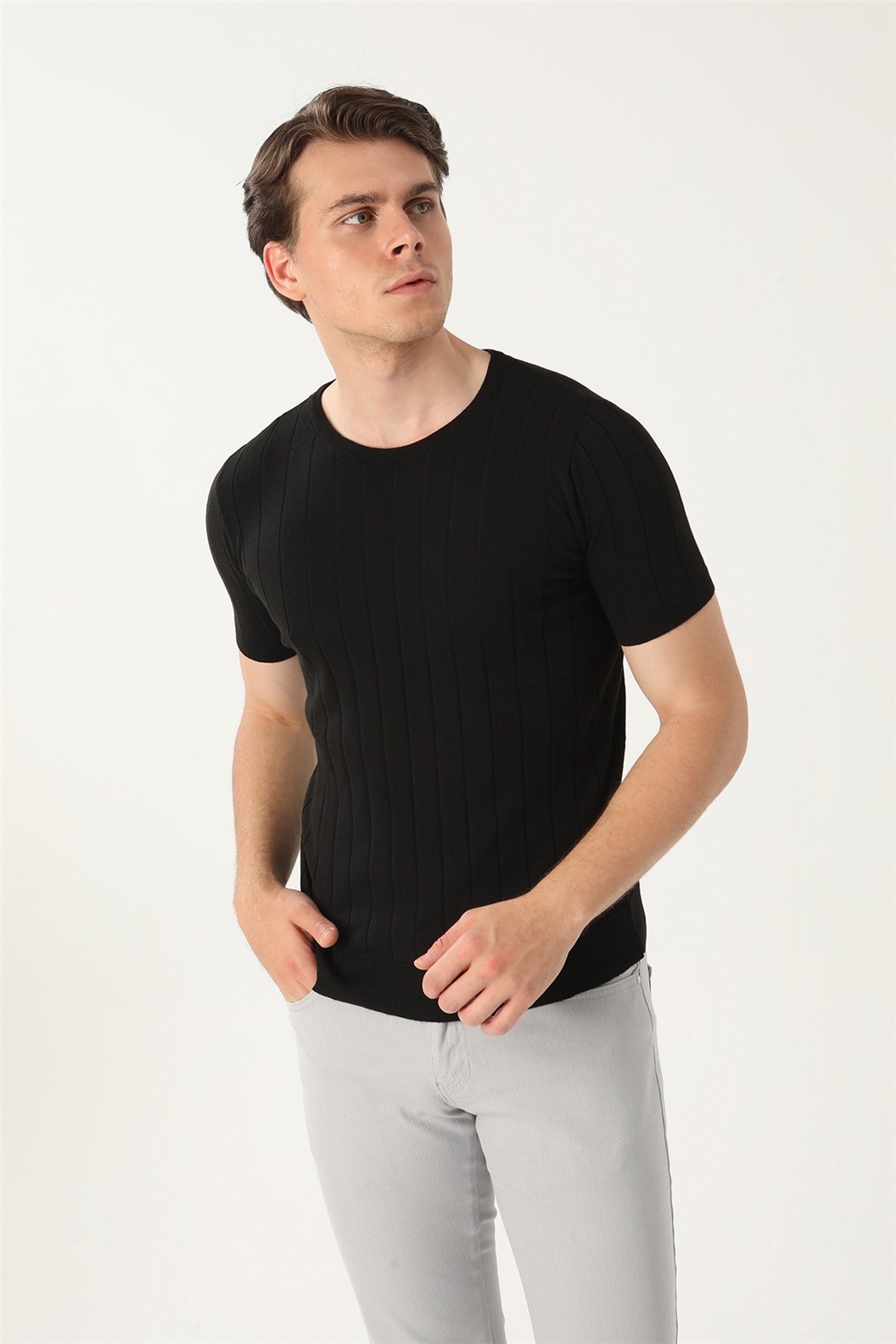 Siyah Slim Fit Bisiklet Yaka Triko T-Shirt