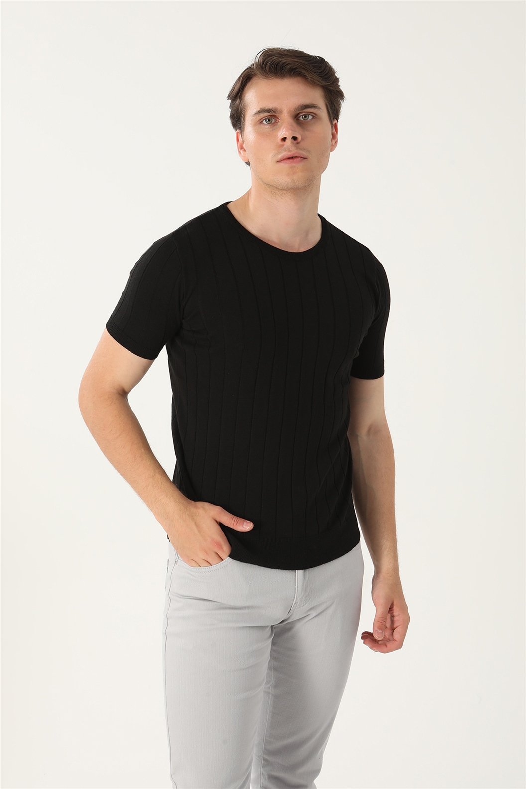 Siyah Slim Fit Bisiklet Yaka Triko T-Shirt