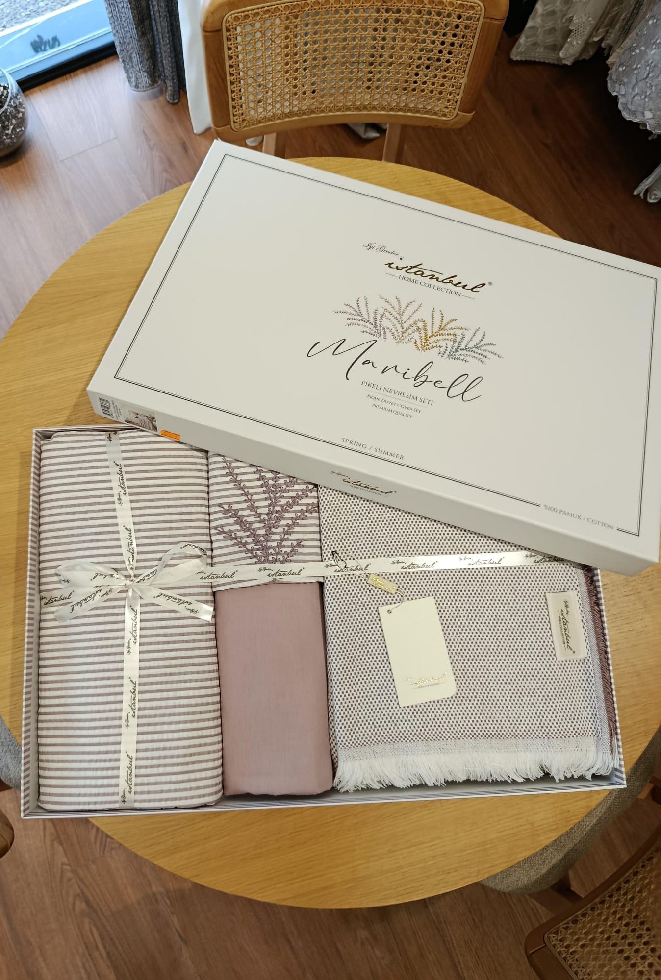 Maribell Çift Kişilik Pikeli Nevresim Takımı - Mürdüm