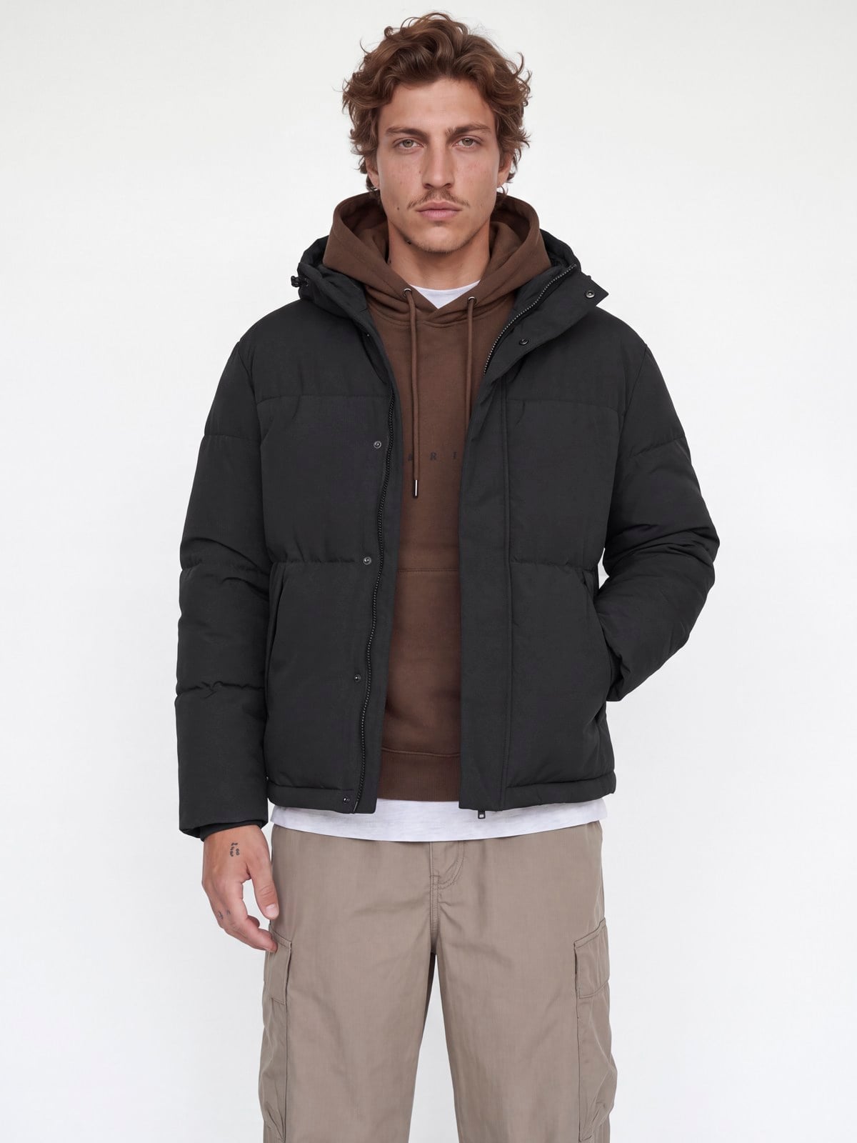 JJESOHO PUFFER HOOD AW26 SN Black