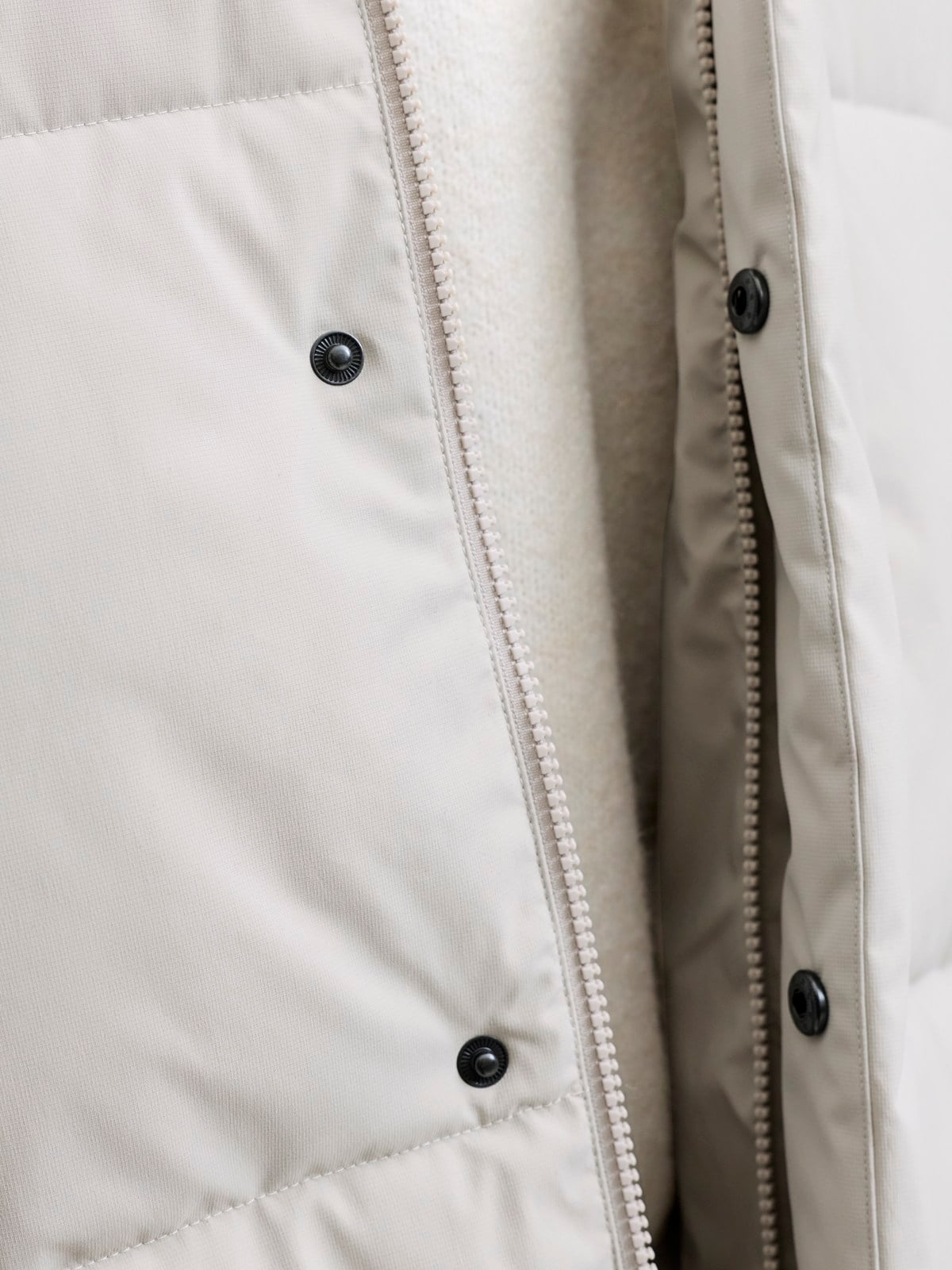 JJESOHO PUFFER HOOD AW26 SN Dove