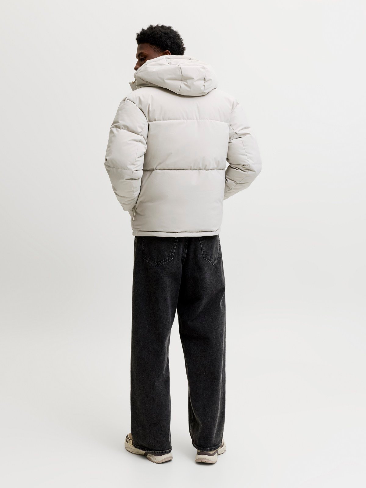 JJESOHO PUFFER HOOD AW26 SN Dove
