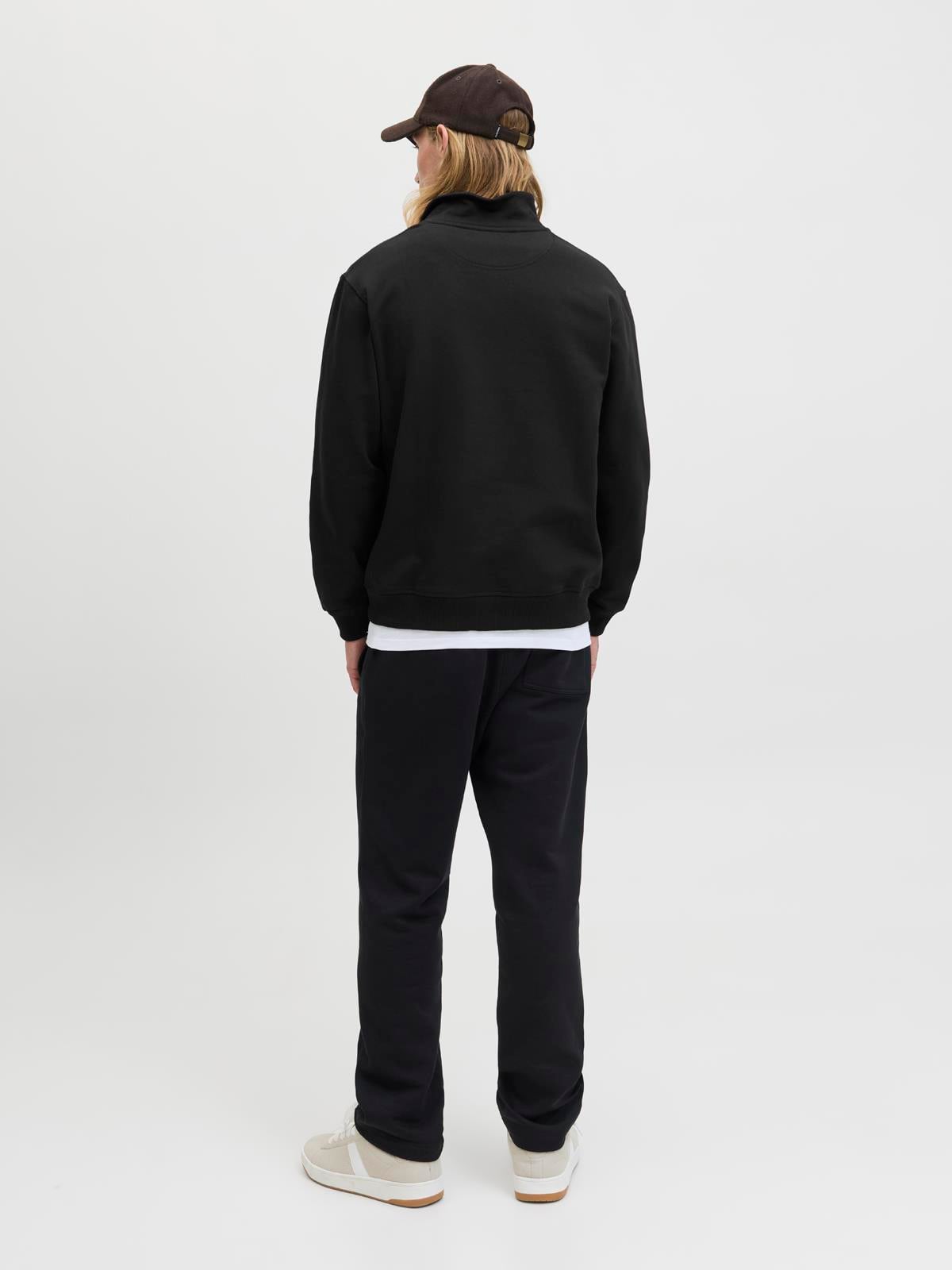 JORNORREBRO EMB SWEAT HIGH NECK NOOS Black